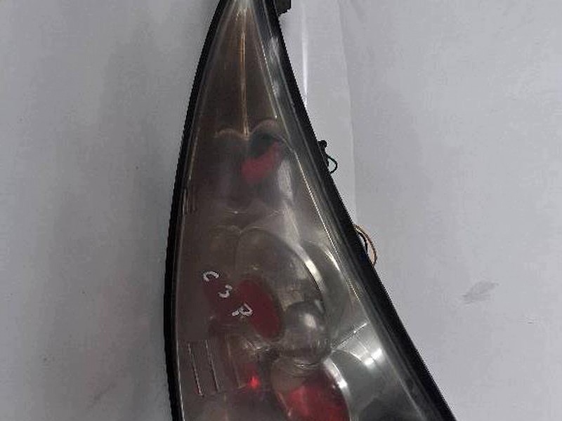 Rear lamp CITROEN C3 PLURIER image 2
