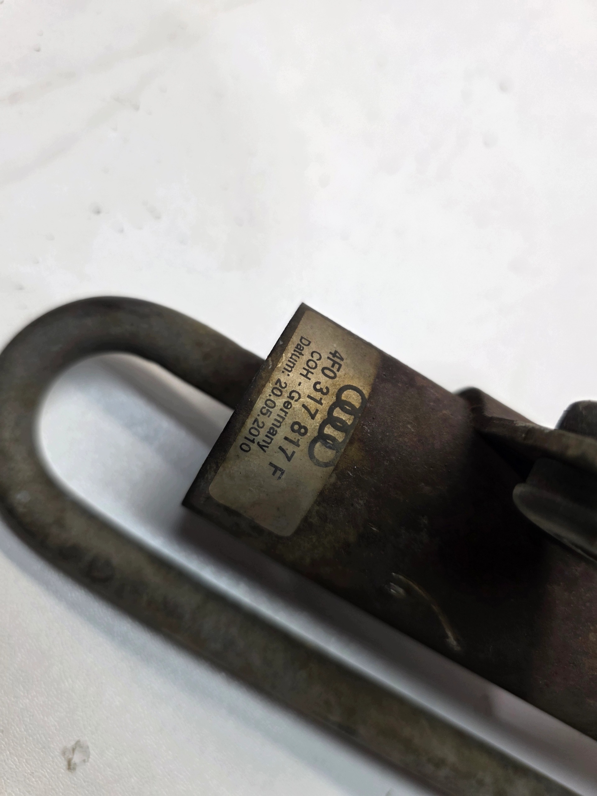 Olieleiding versnellingsbak Audi A6 C6 2.0 TDI image 9