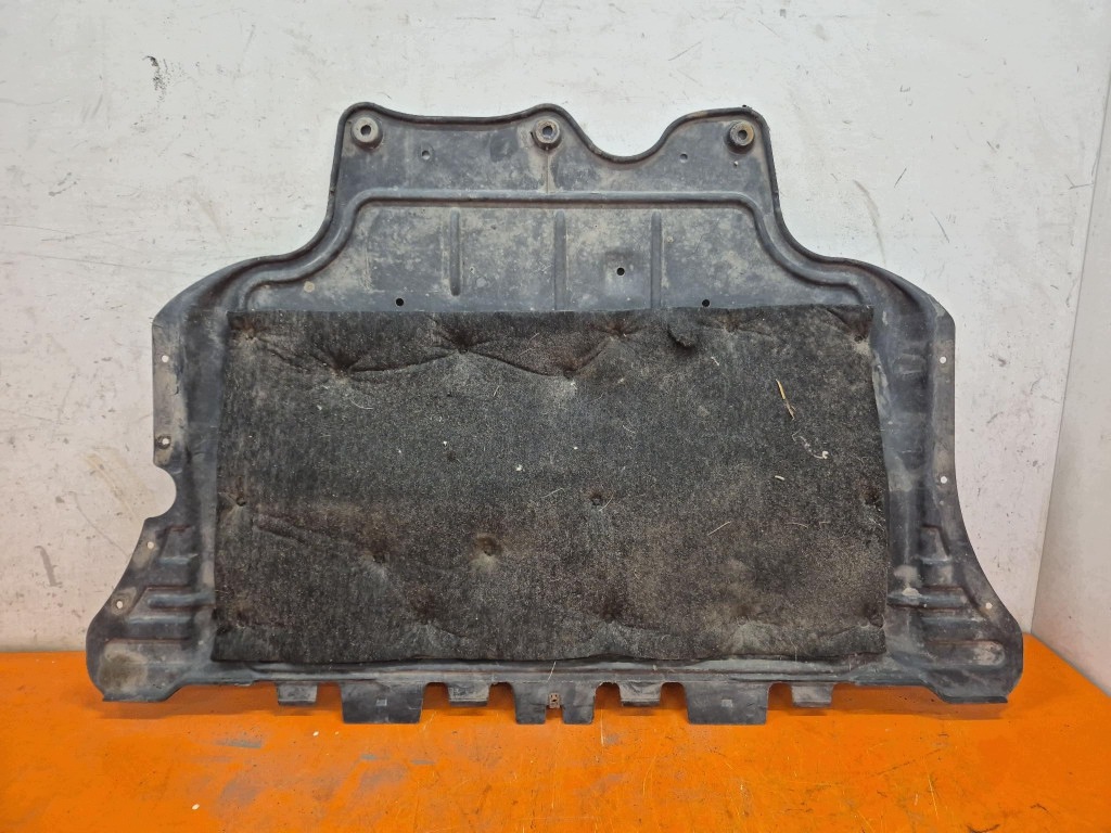 Cubrecárter VW Golf VII 12-20 5Q0825236 image 4