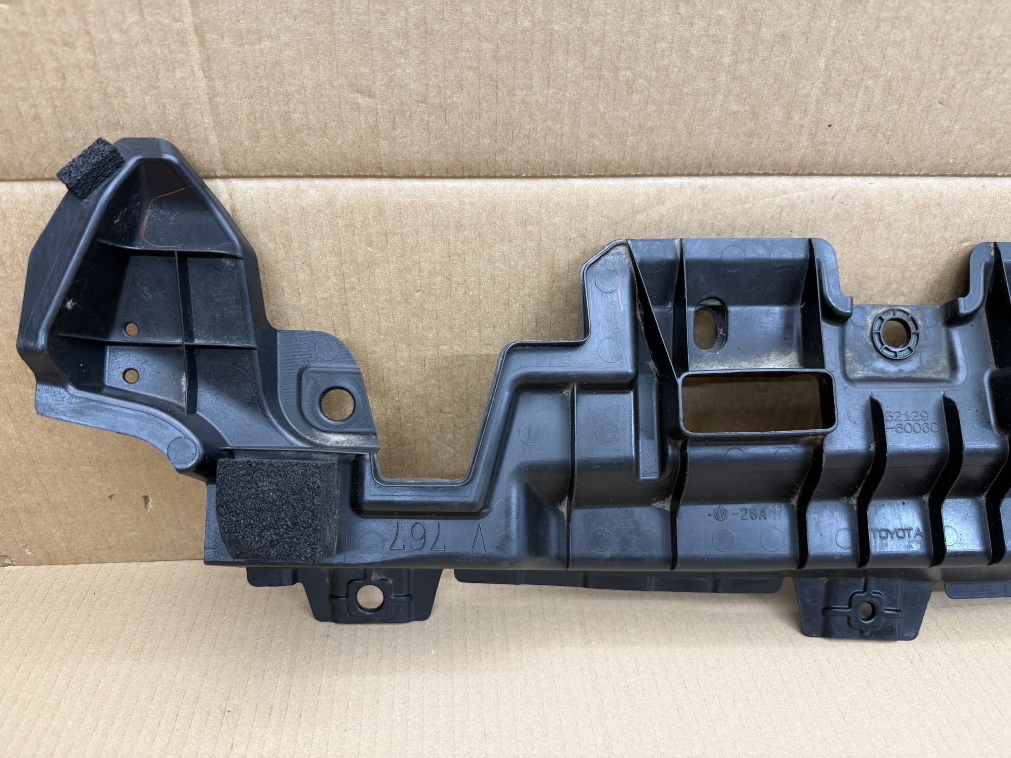 Toyota Land Cruiser 150 Cubierta Parachoques 52129-60060 image 8