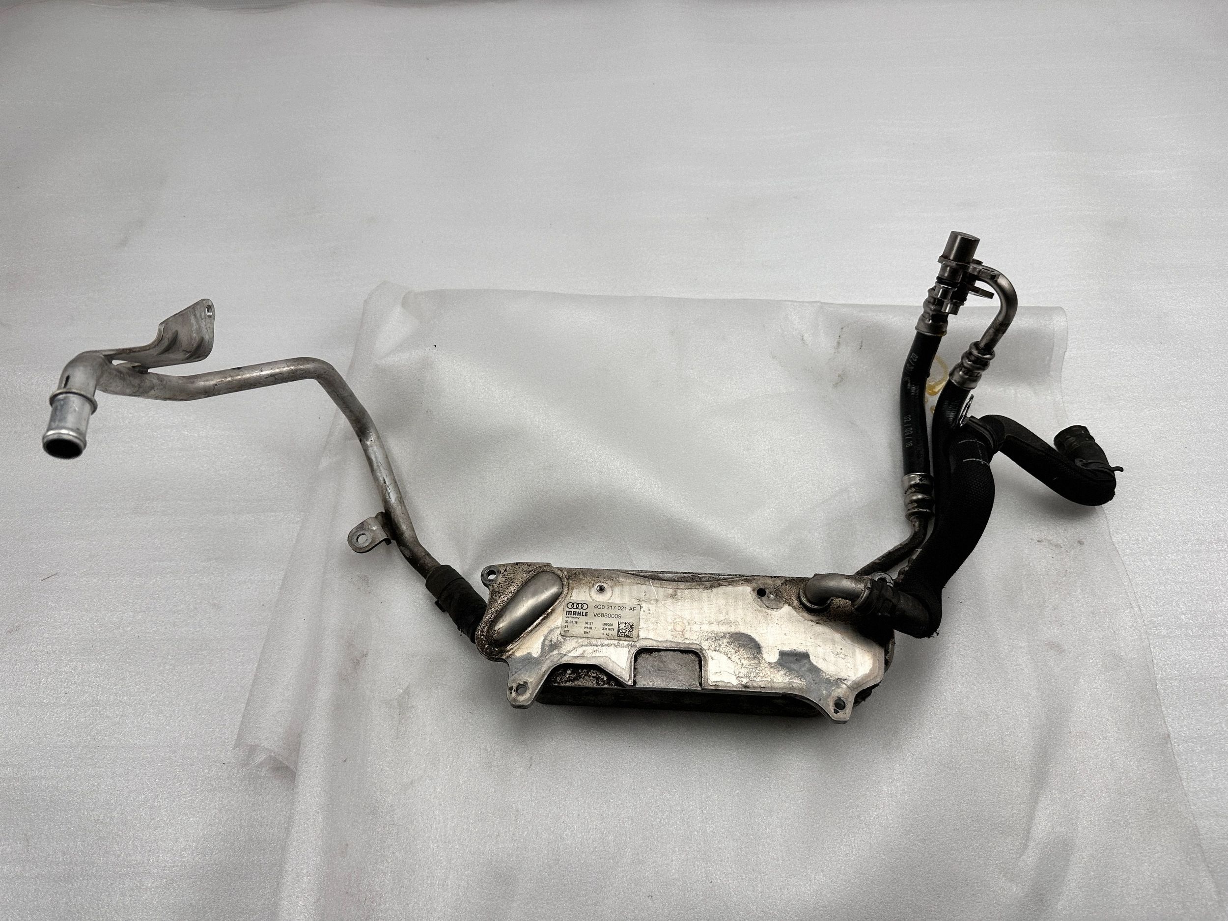 Vaihteistoöljynjäähdytin Audi A6 S6 C7 4G 4G0317021