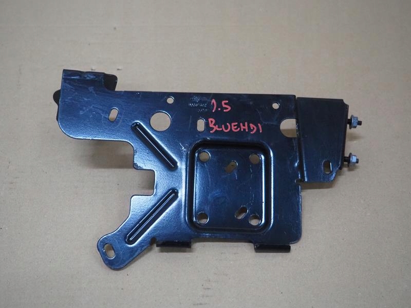 Kiinnike Citroen Peugeot Opel 1.5 BlueHDi