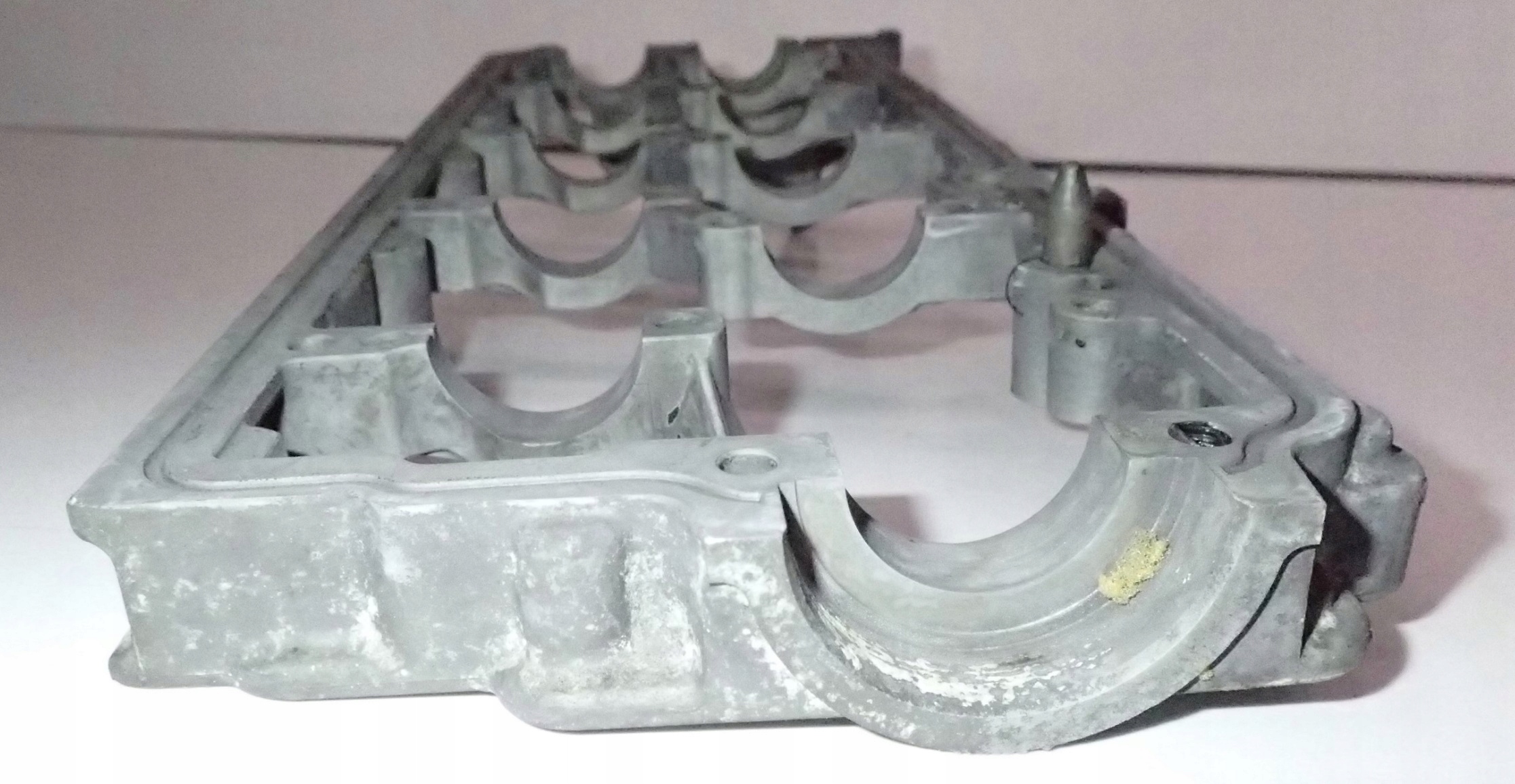 Culasse gauche Audi A8 D3 4.2 TDI BVN 057285F 057103285F image 7