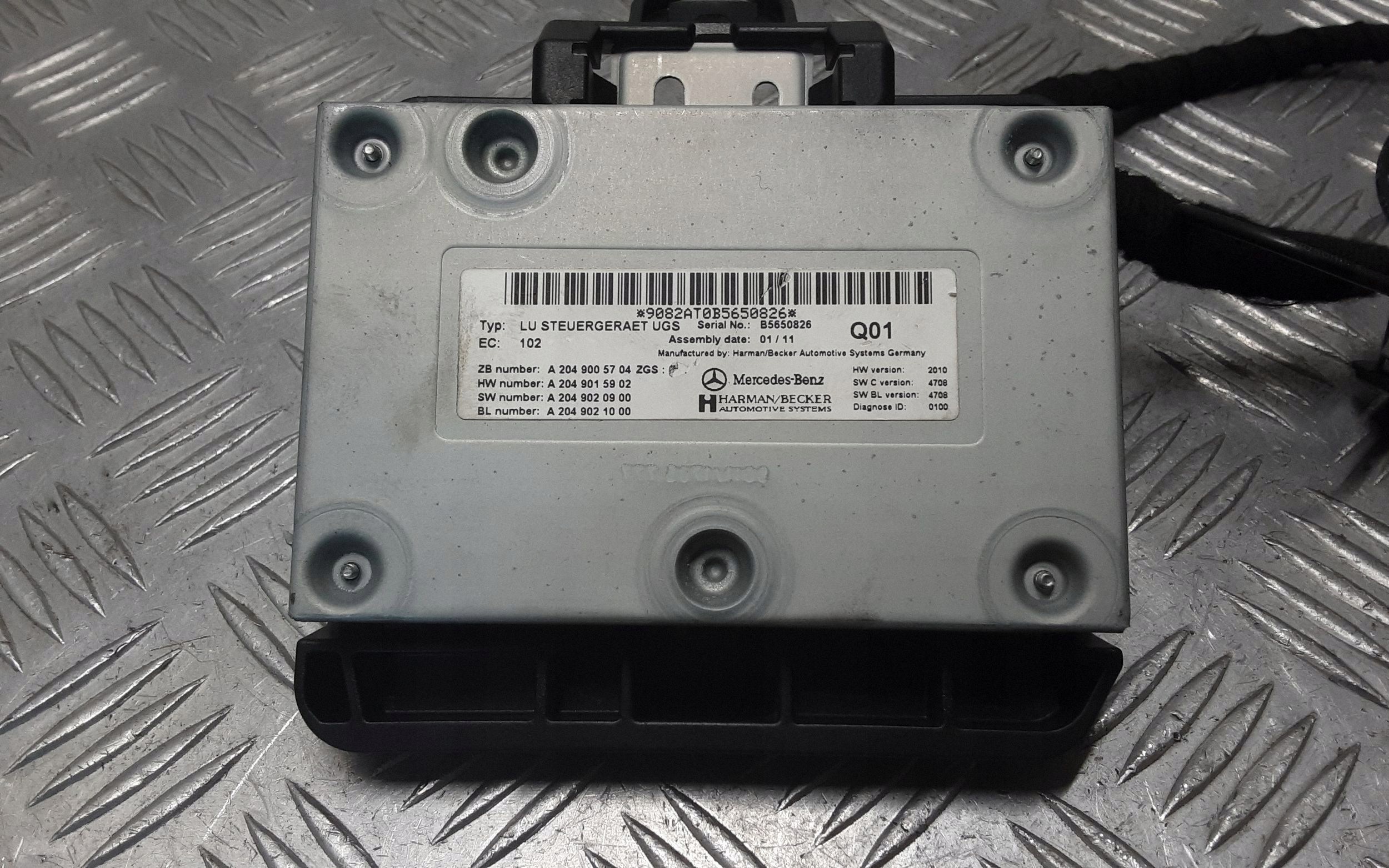 2011 Mercedes C W204 MMI-moduuli A2049005704