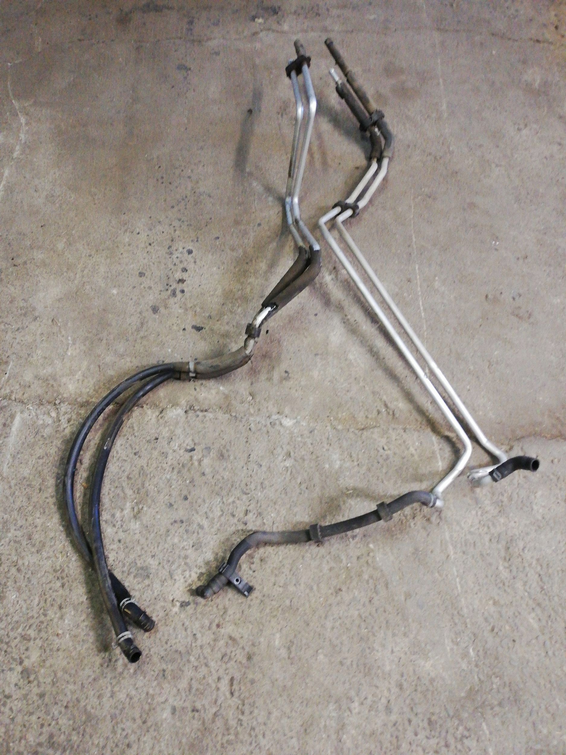 Manguito de calefacción Mercedes-Benz R W251 A2515013782
