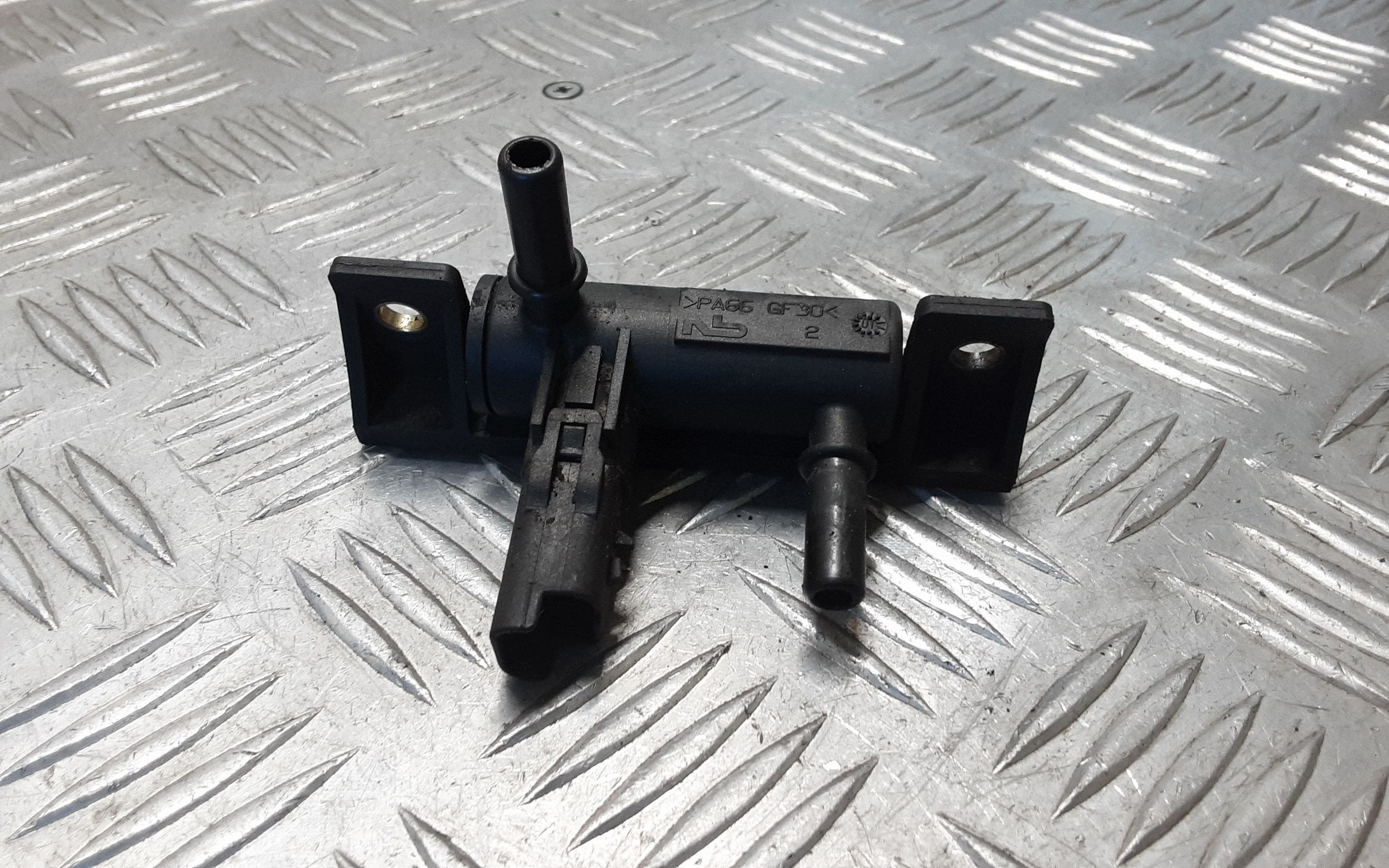 Lancia Phedra Fuel Temp Sensor OEM ERN67074 image 2