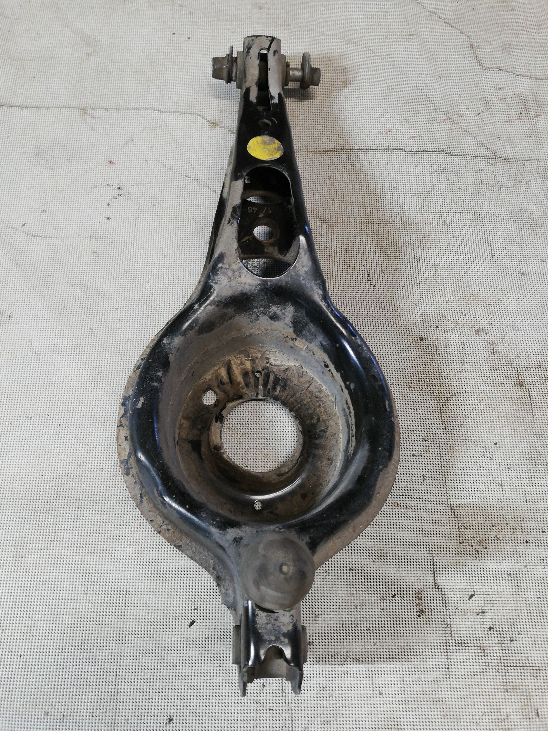 Soporte de resorte trasero Volvo V40 2016 image 2