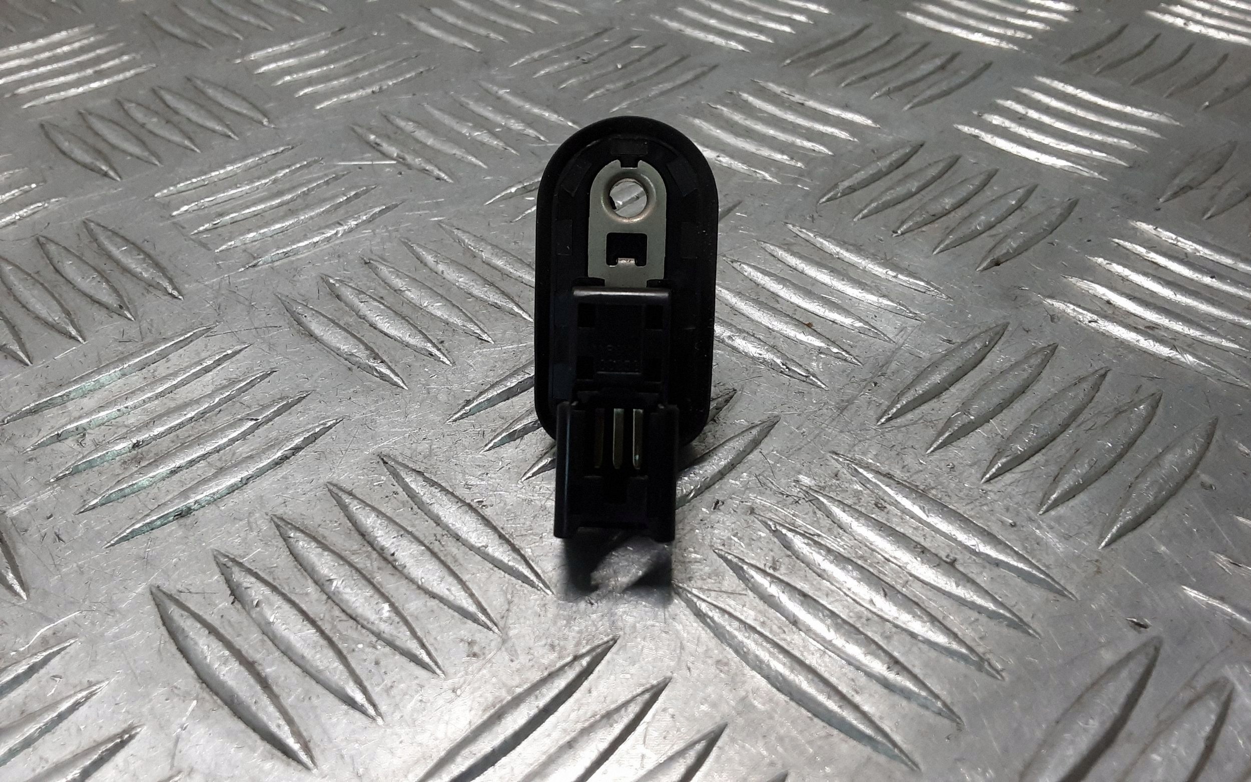 Mitsubishi Outlander 2019 Achterdeurcontactsensor ERN67891 image 3