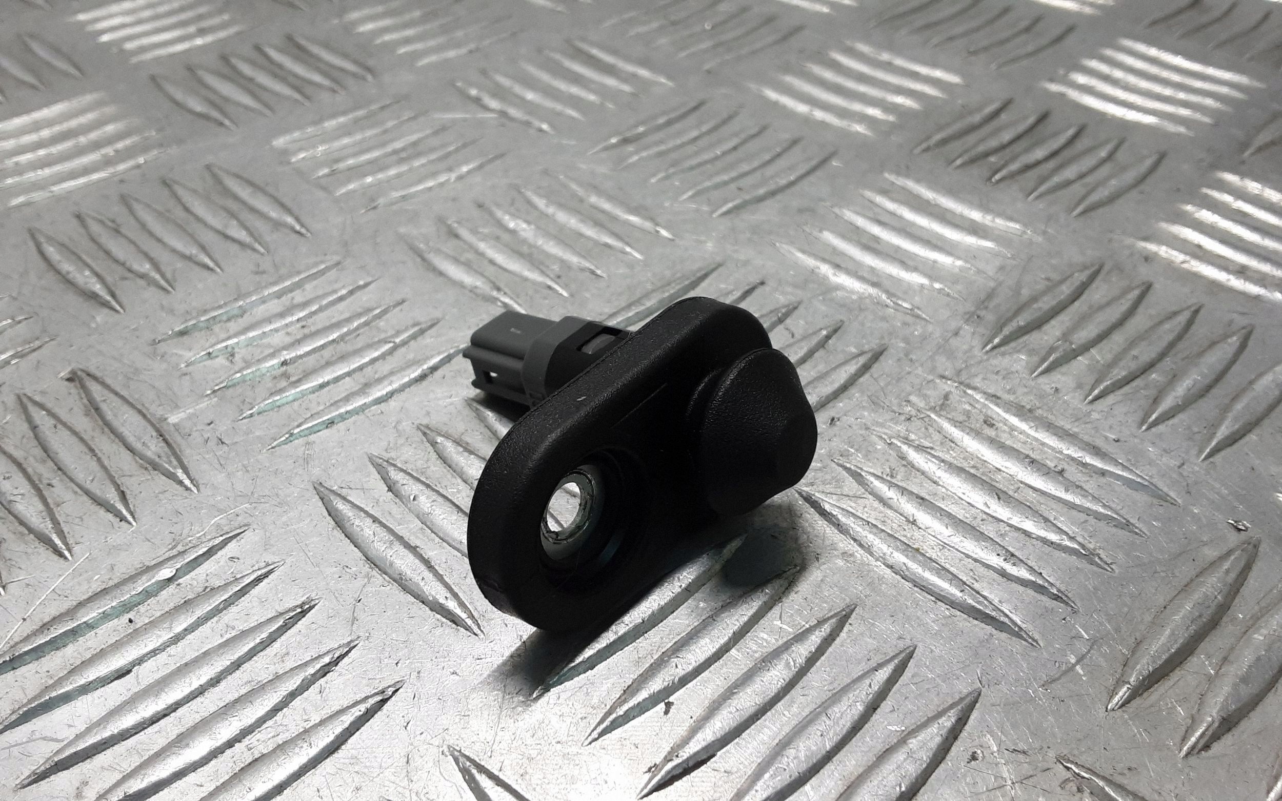2017 Lexus NX Deurcontactsensor ERN68462 image 3