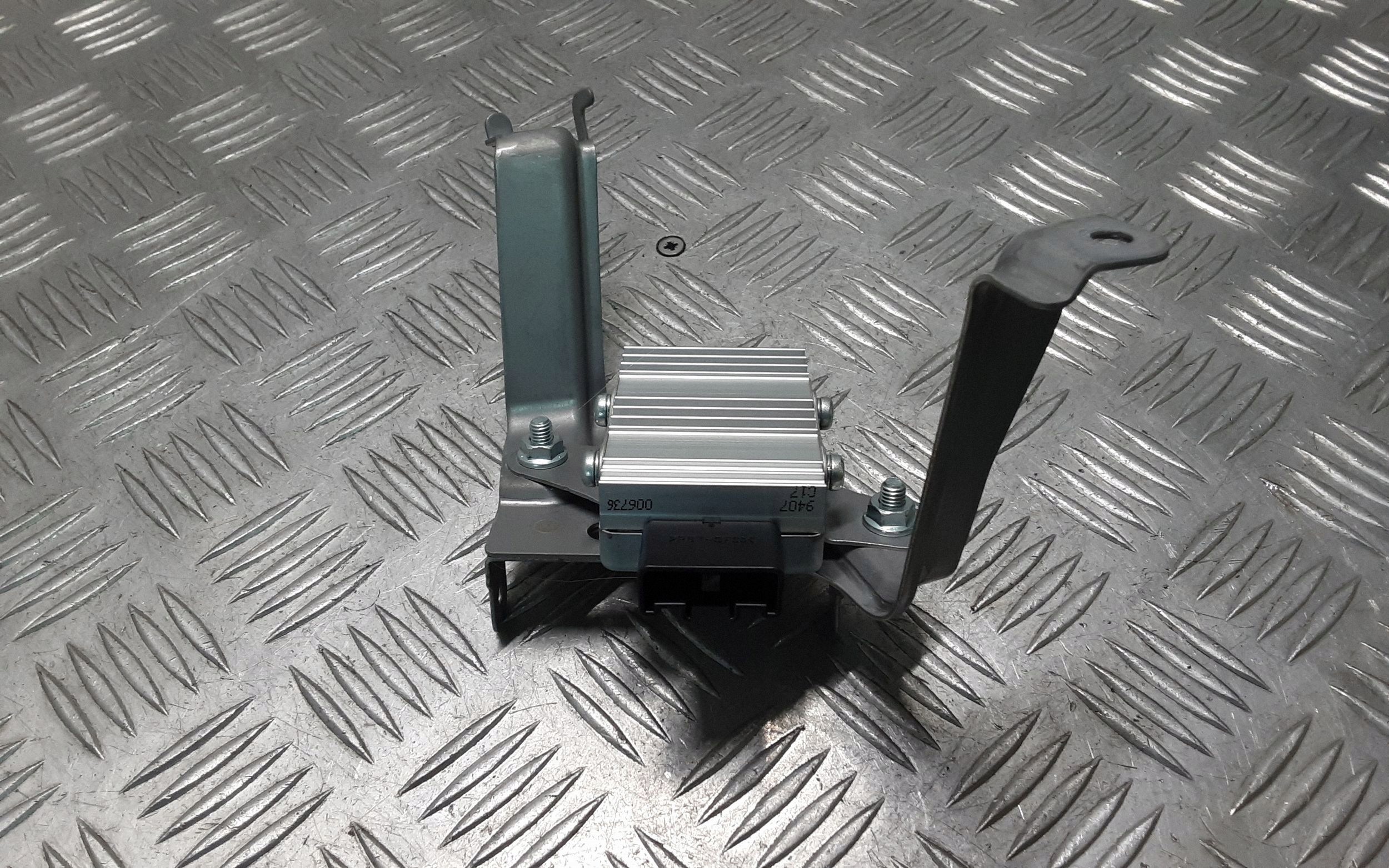 Pompe à carburant Lexus NX 8957078010 2019 image 2