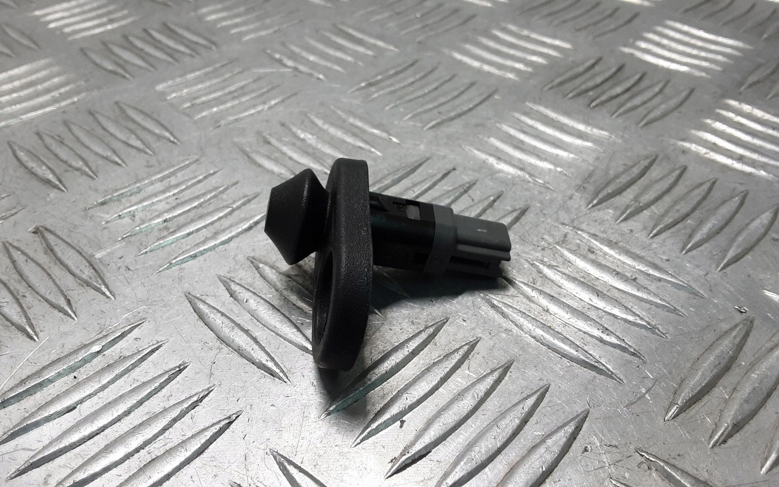 2017 Lexus NX Türöffner-Sensor OEM ERN68457