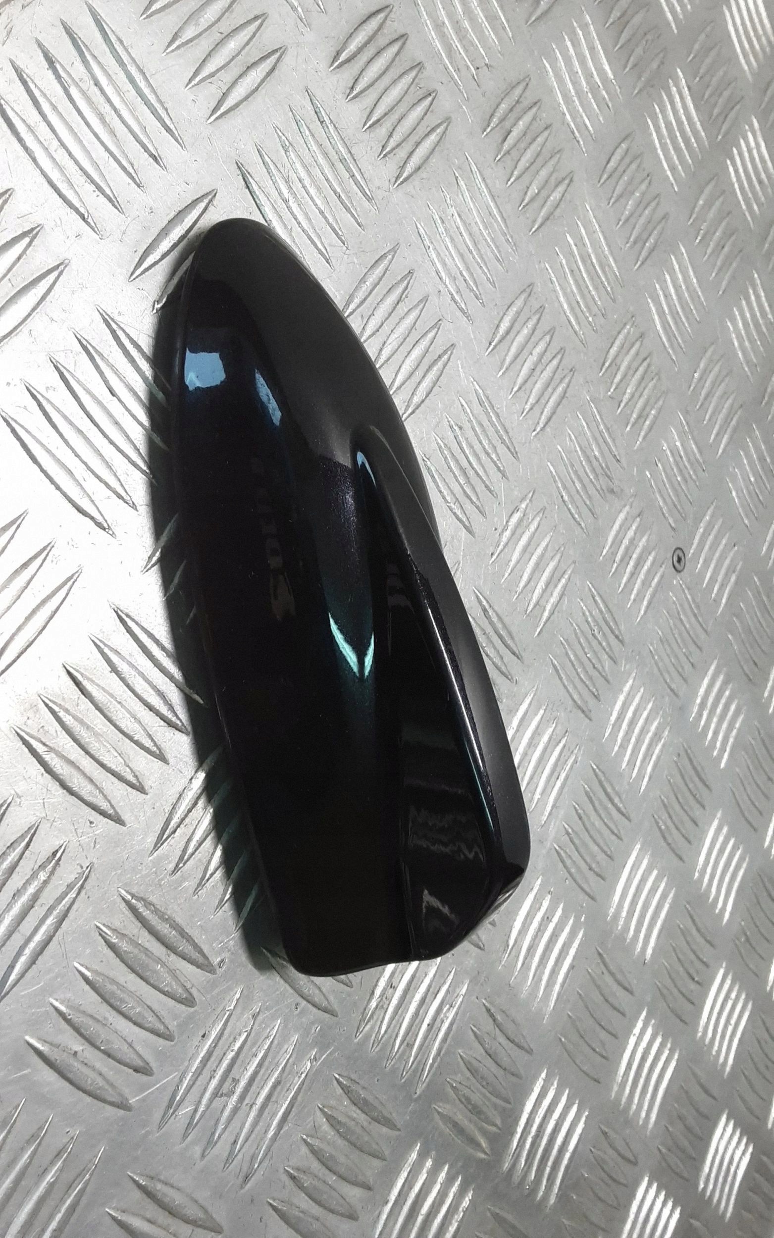 Volvo V40 2013 Antennbas GPS OEM 39850728 image 2