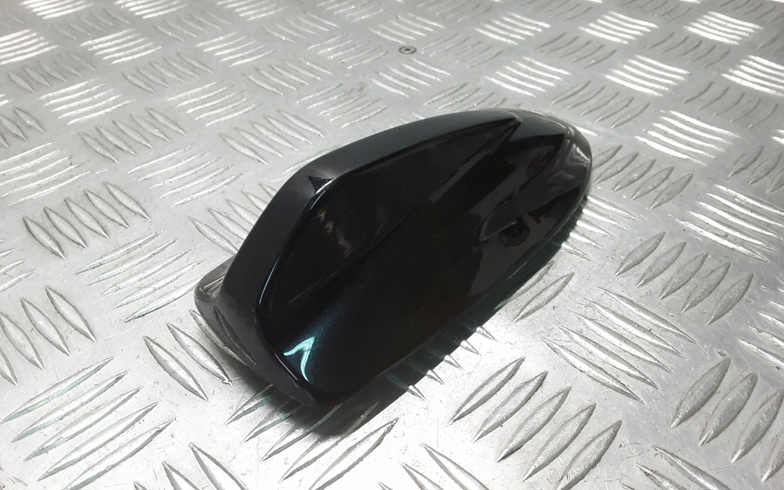 Volvo V40 2013 Antennbas GPS OEM 39850728 image 3