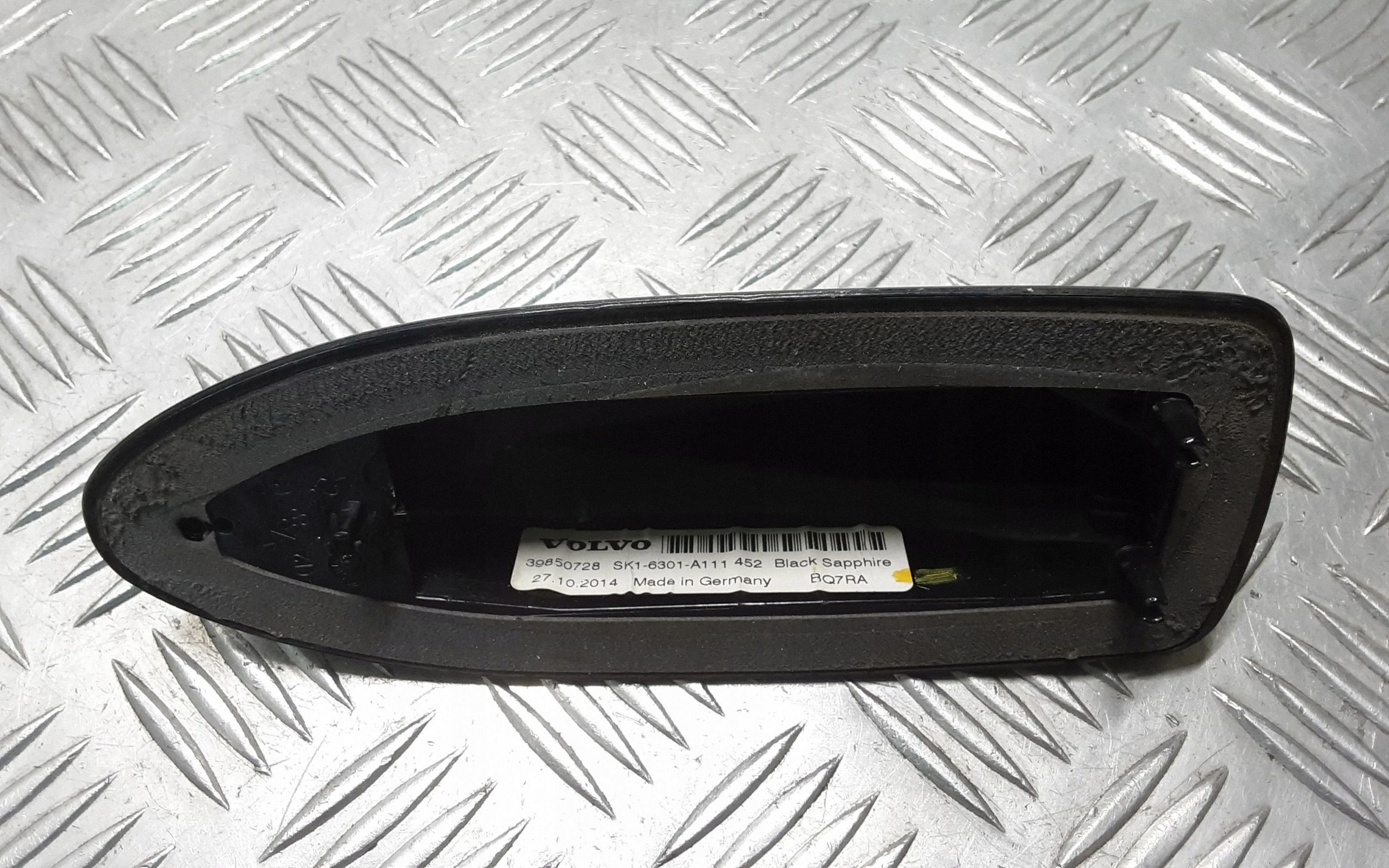Volvo V40 2013 Antennbas GPS OEM 39850728 image 5