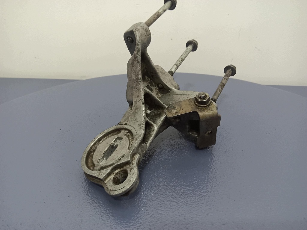 Support boîte de vitesses VW Golf II 1.6 TD 60ch image 4