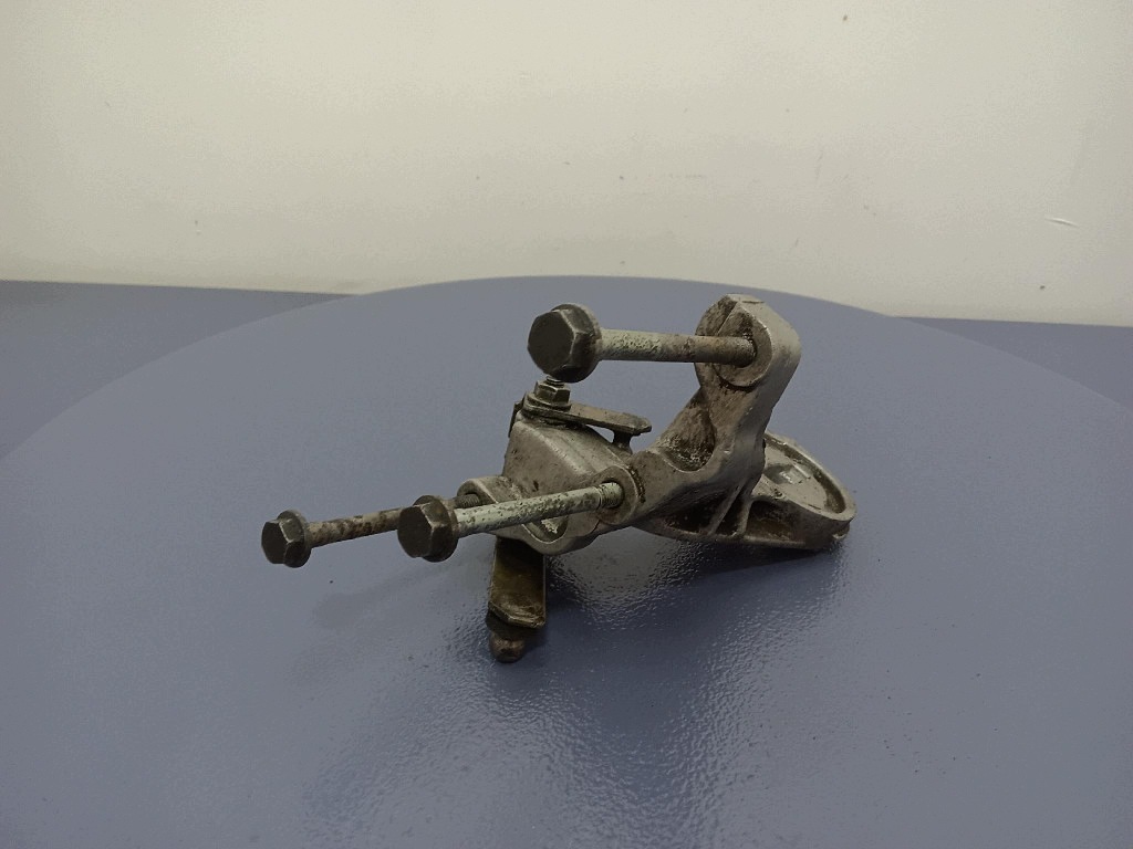 Support boîte de vitesses VW Golf II 1.6 TD 60ch image 5