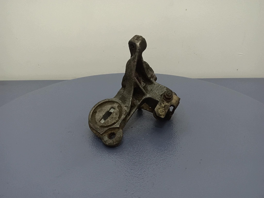 Support boîte de vitesses VW Golf II 1.6 D 54ch image 2