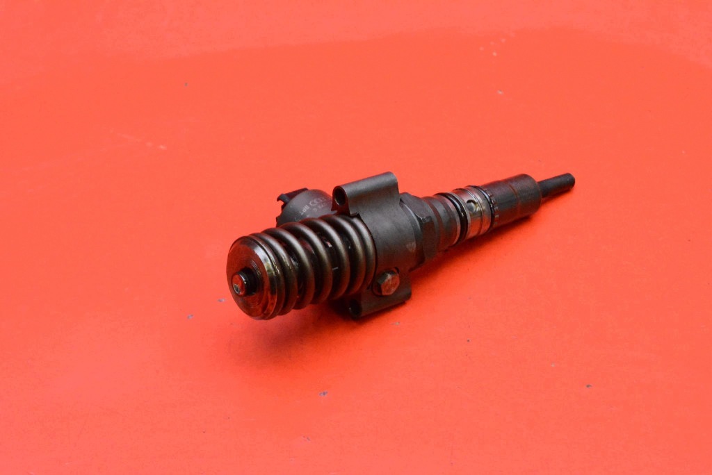 Pumpe-Düse-Einspritzung 03G130073G 0414720404 Audi A6 C6 2.0 TDI 140 PS image 3