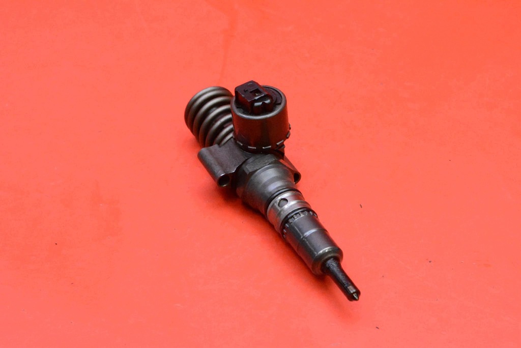 Einspritzpumpe 03G130073G Audi A6 C6 2.0 TDI 140KM image 2