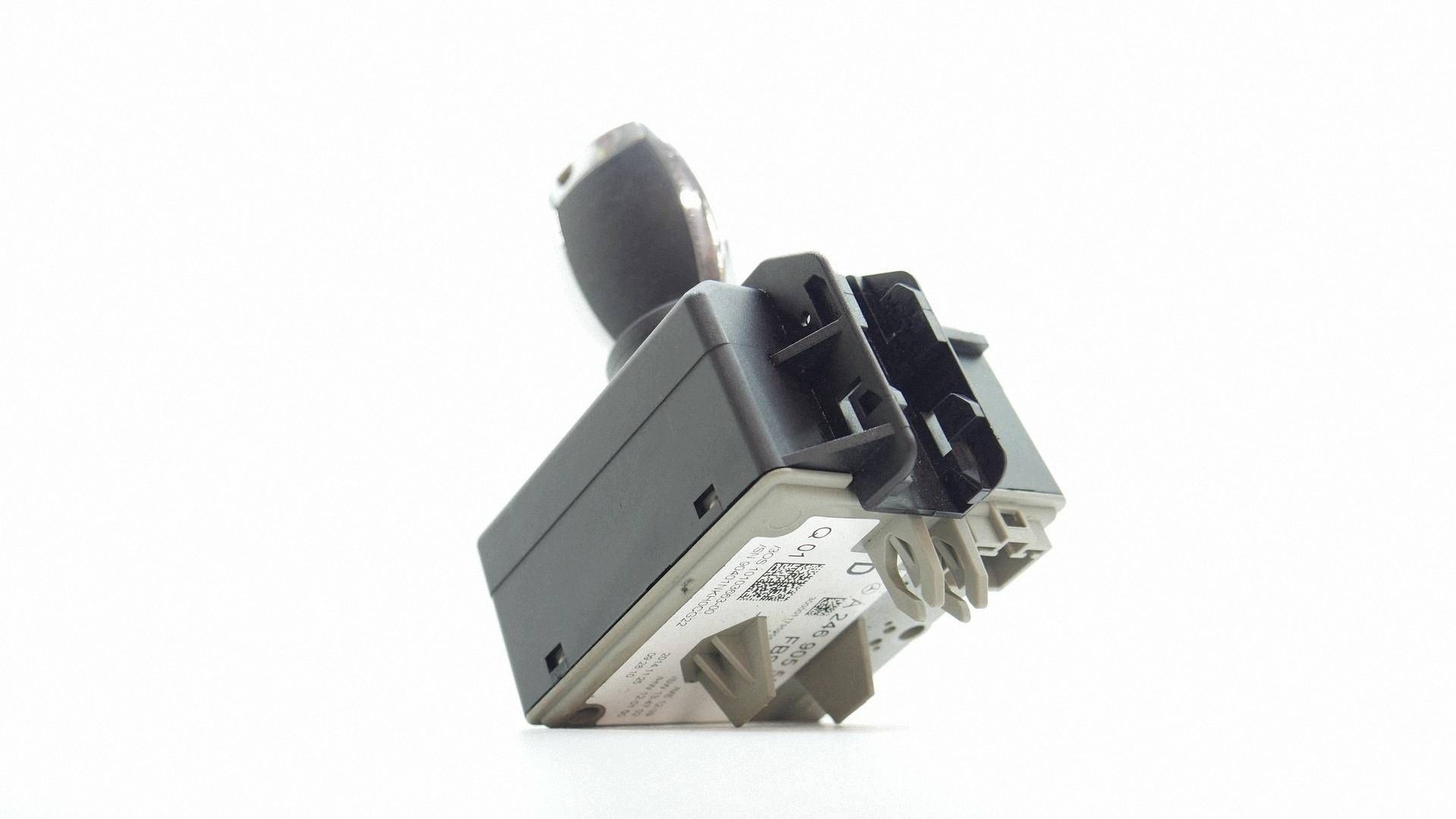 Sytytyslukko avainlukija Mercedes A W176 A2469055501