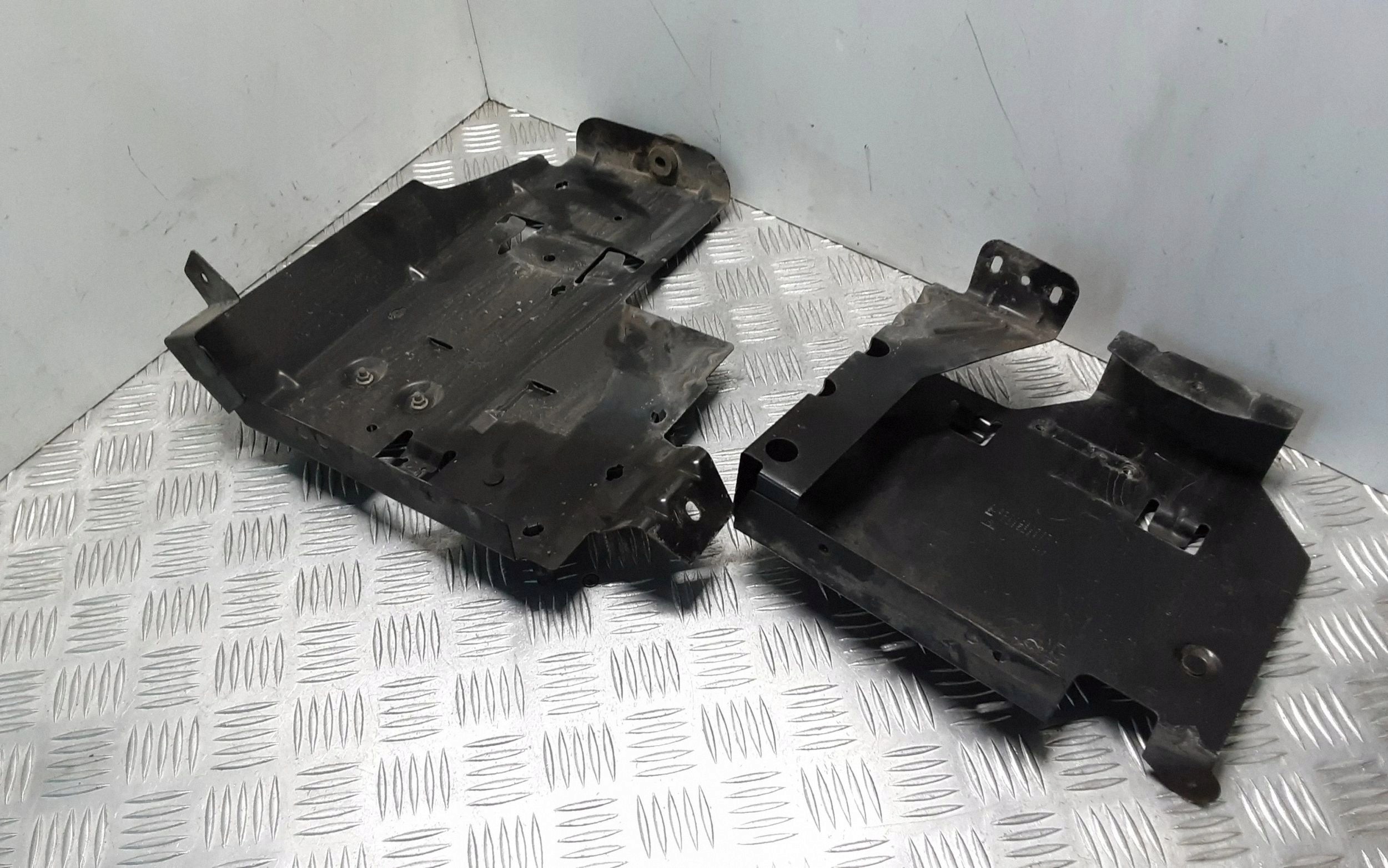 Renault Trafic II Support ECU 8200280363A image 3