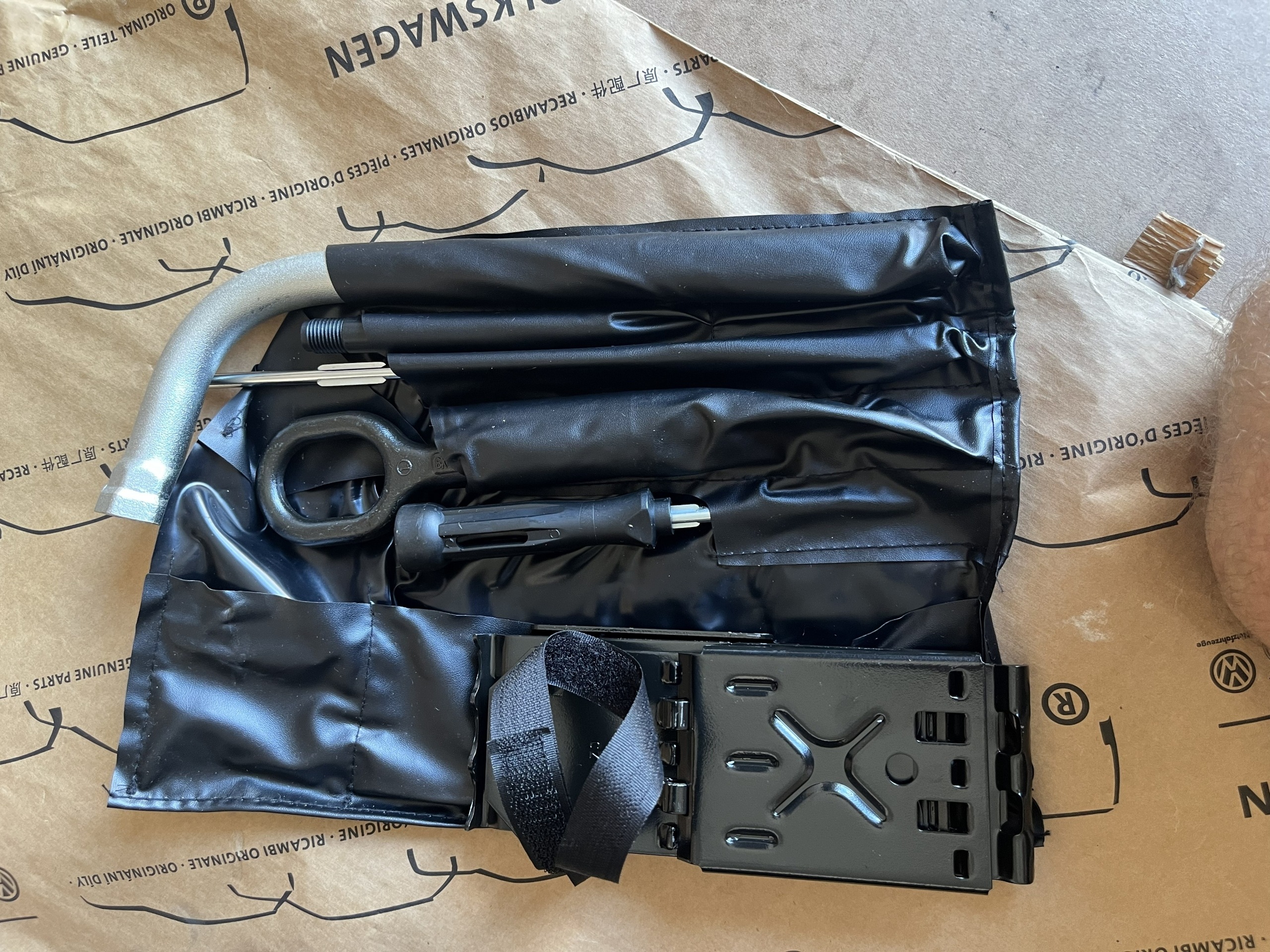 Audi Q5 80A reparationssats, orginal image 5