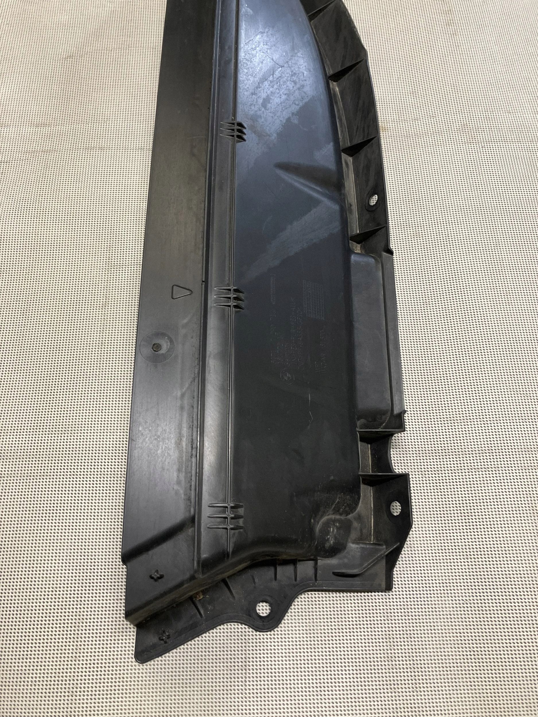 2017 BMW X1 F48 F49 Motorrumsavskiljare 7290716