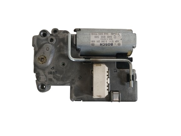 VW Golf III Vento Moteur Toit Ouvrant 3A0959731B image 2