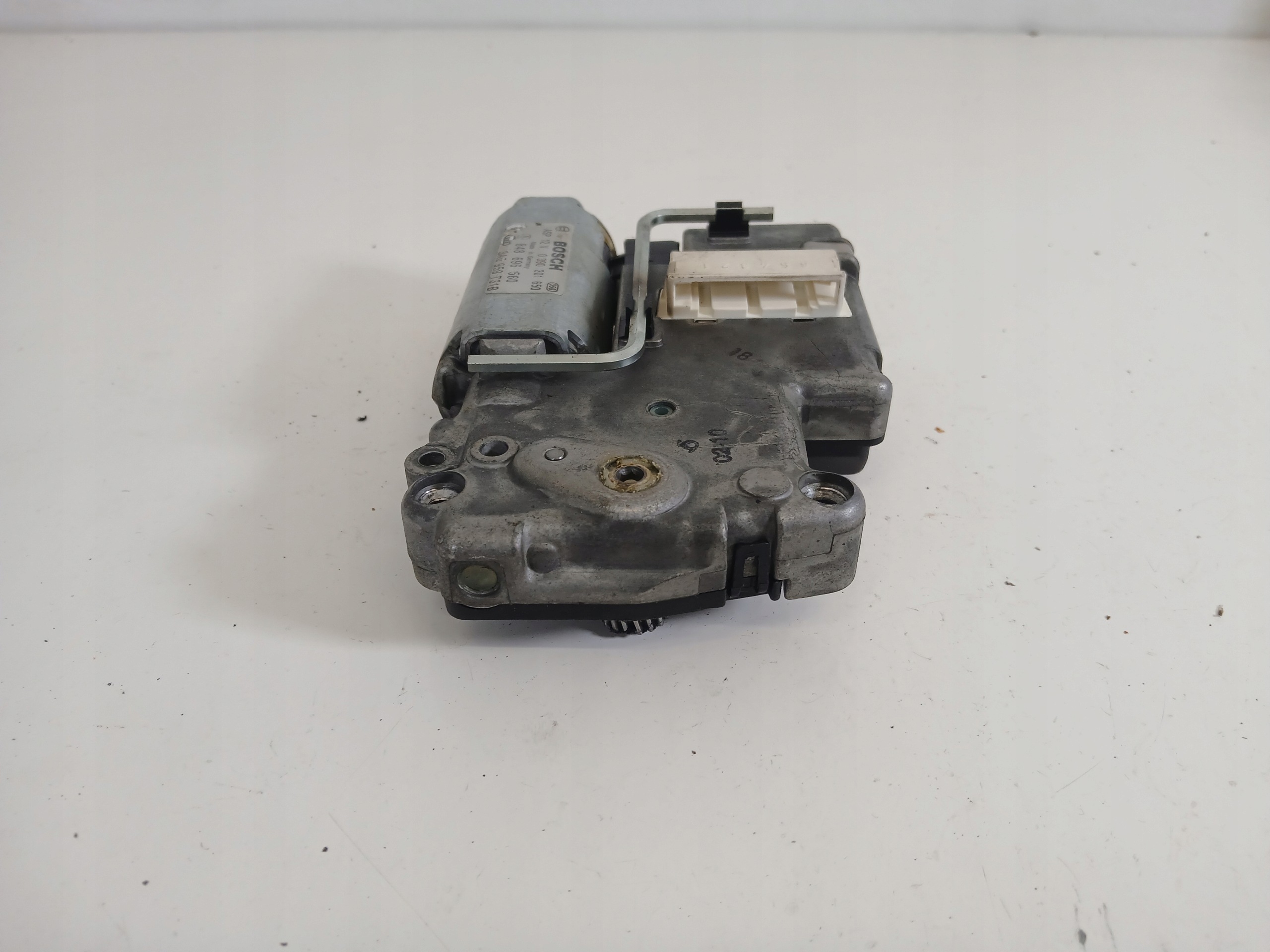 VW Golf III Vento Moteur Toit Ouvrant 3A0959731B image 5