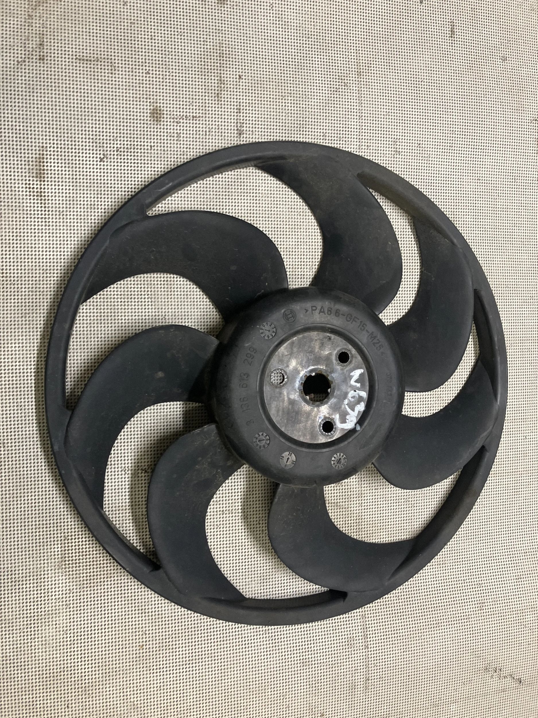 Ventilador radiador Mercedes Vito Viano W639 3136613299