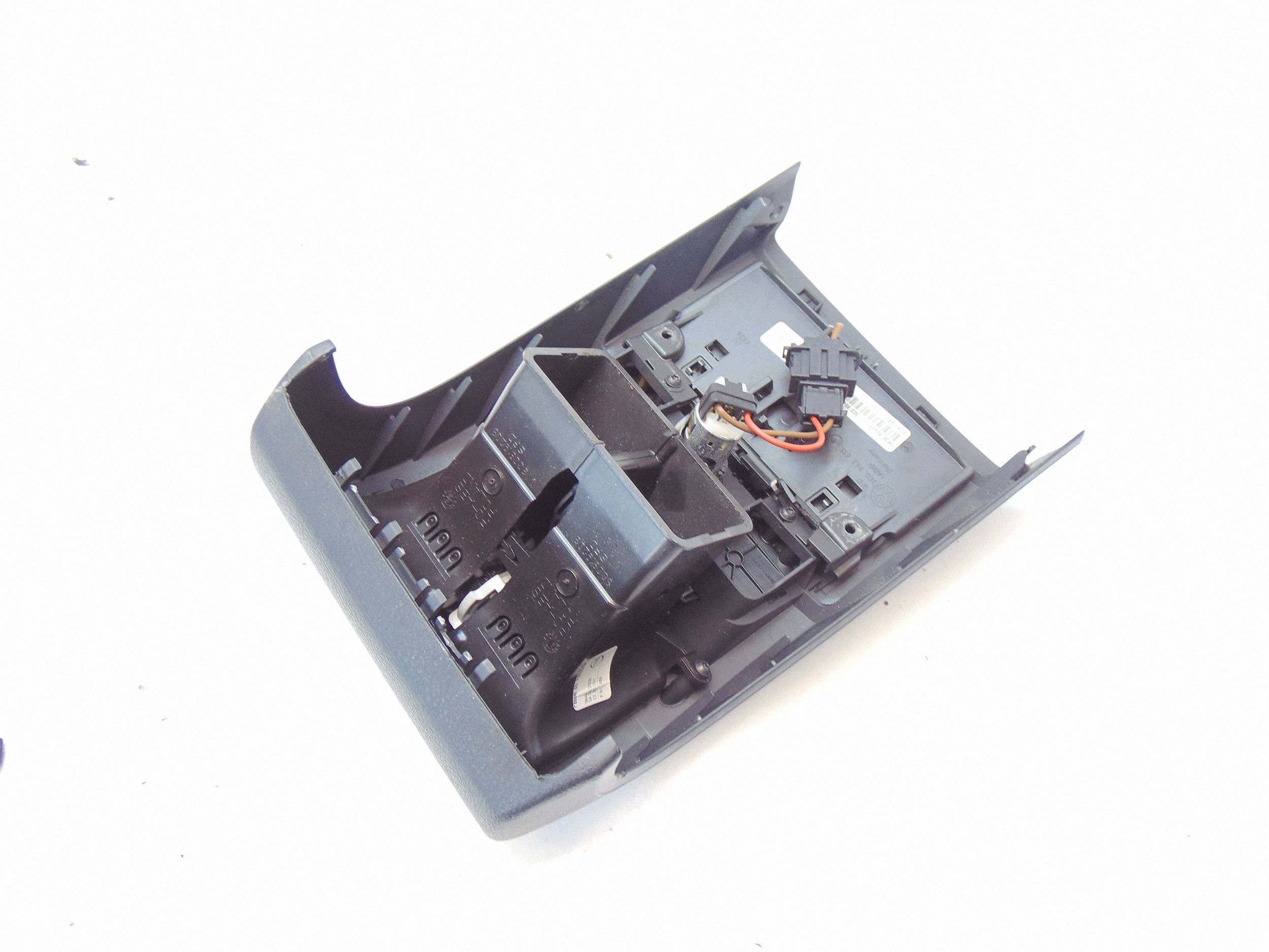 PAST B6 LIFT CC 3C0864298BP image 3