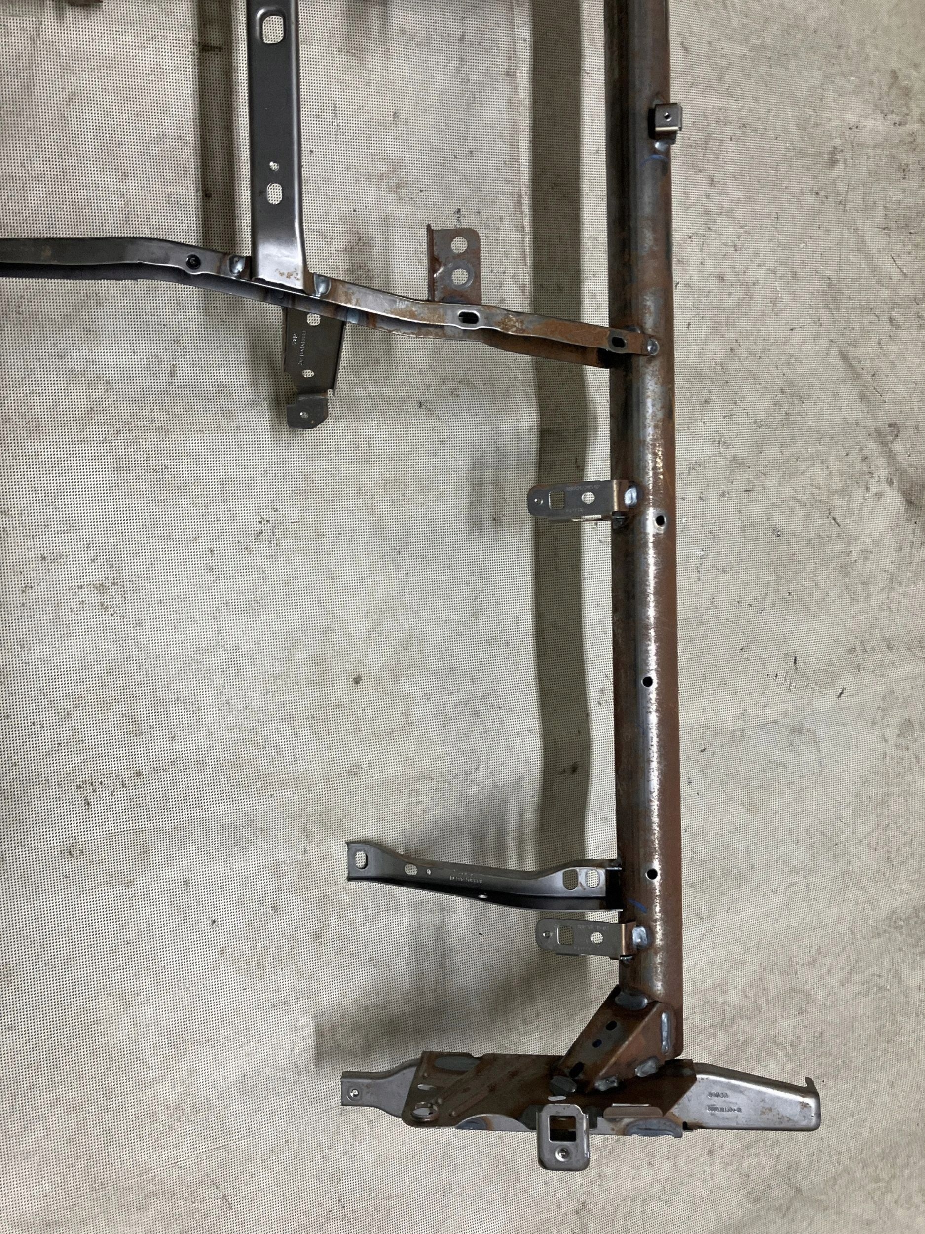 Volvo XC40 Dashboard Reinforcement 4083759 image 3