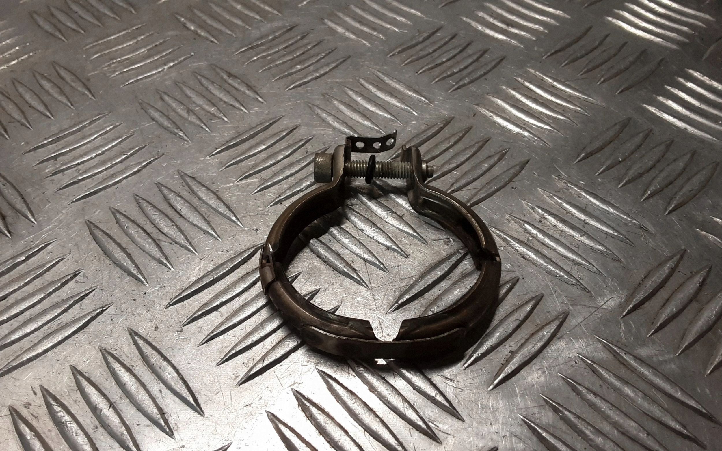 EGR-deeltjesfilterverbindingsband Audi VW OE 05L131455F image 2