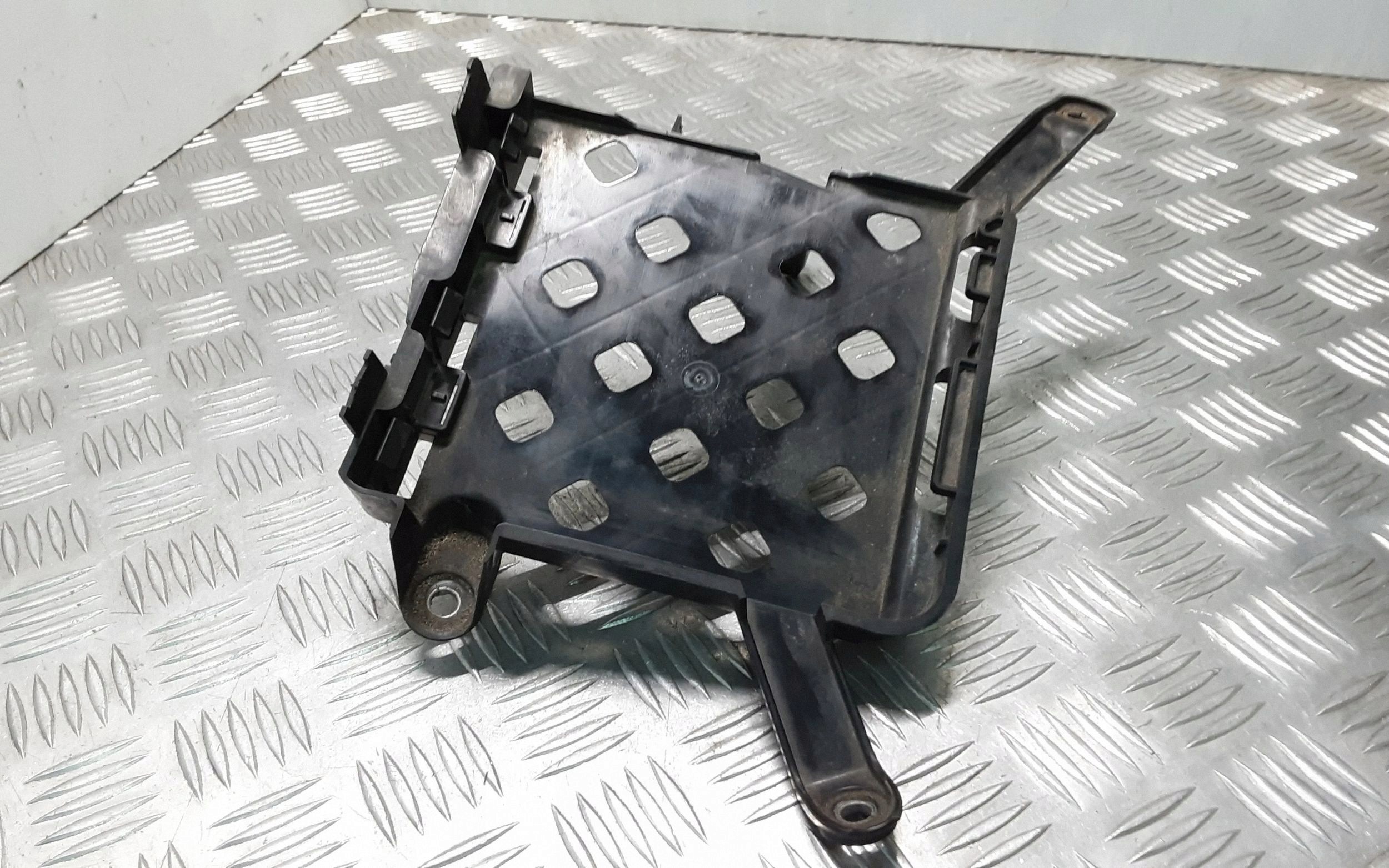 Soporte Computadora Motor Audi A6 S6 C8 4K 4K0907647A image 2