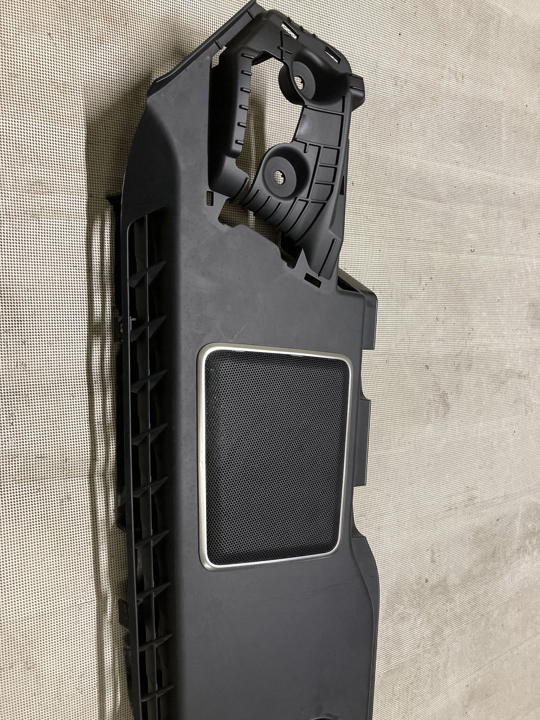 Fixation coffre Range Rover L405 CK5231013 image 4