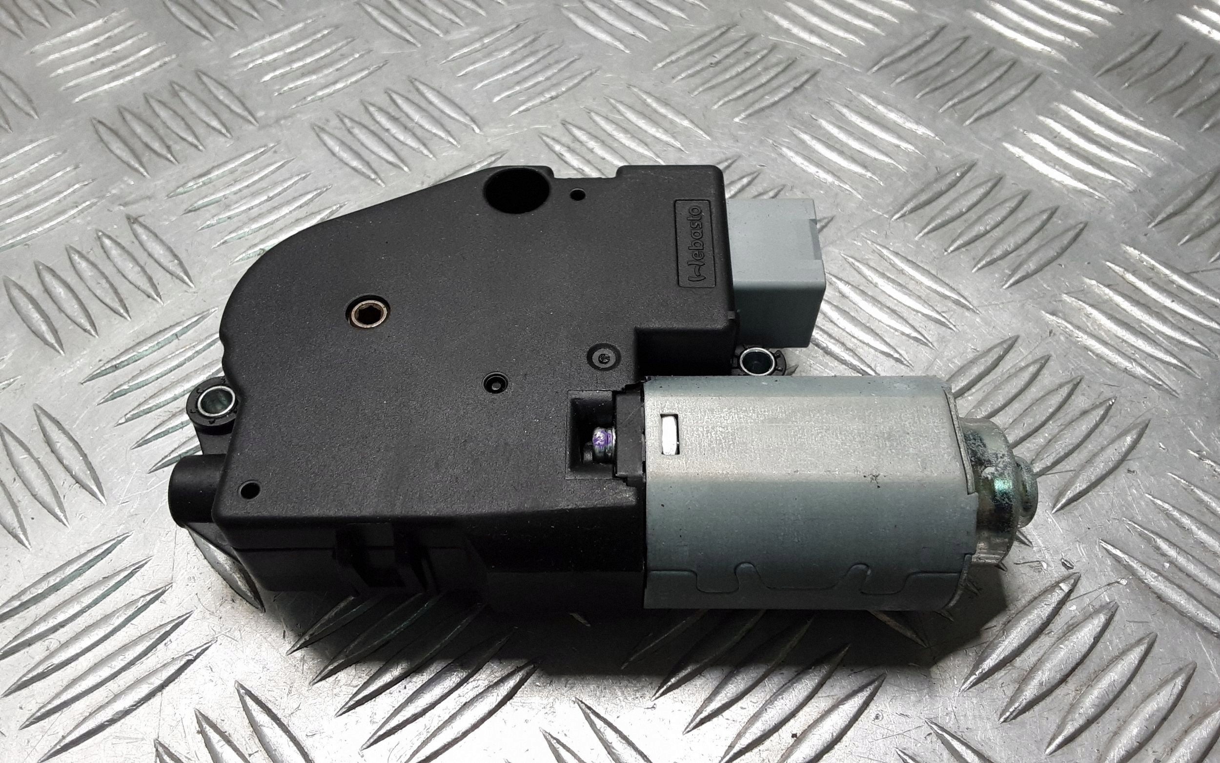 Moteur toit ouvrant Range Rover L405 2014 CPLA53505BA image 3