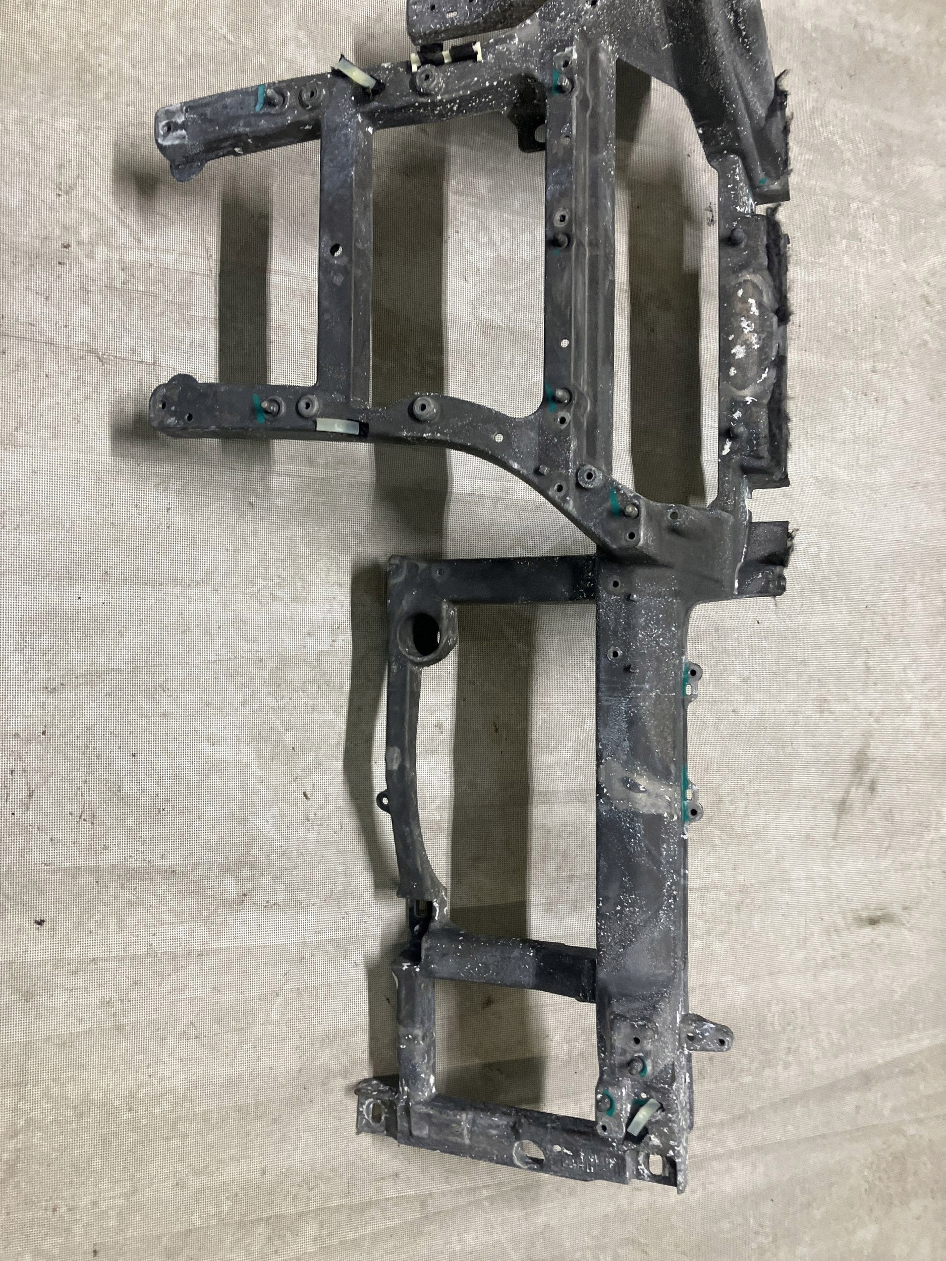 Renfort de planche de bord Range Rover L405 (2014) image 3