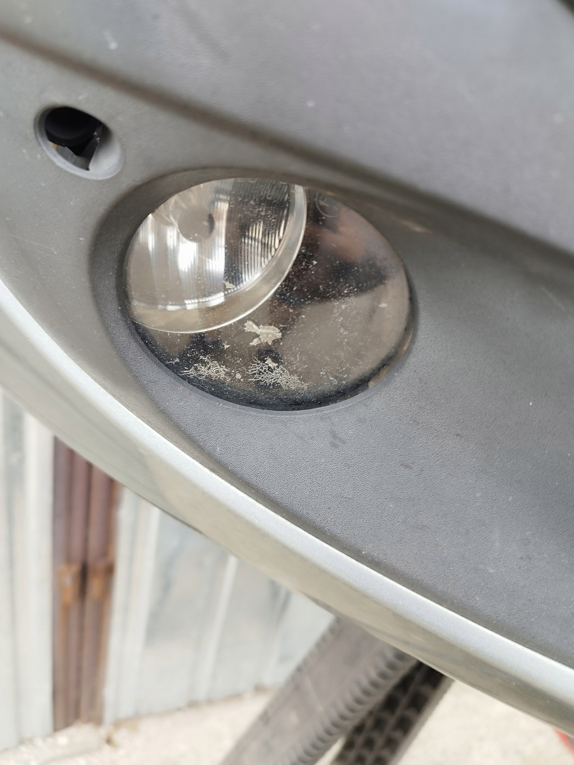 Frontstötfångare Opel Meriva B 2010-2013 lack Z179 image 4