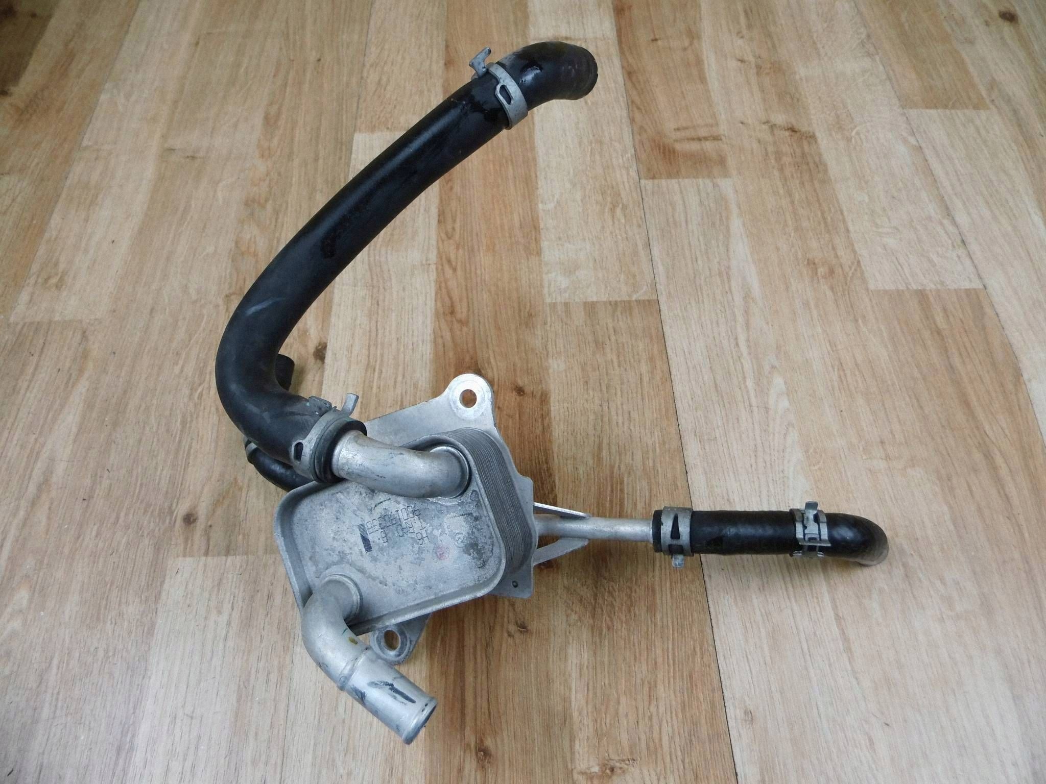 Toyota RAV4 V 2.5 jäähdytin vaihteistolle G125A42010 image 2