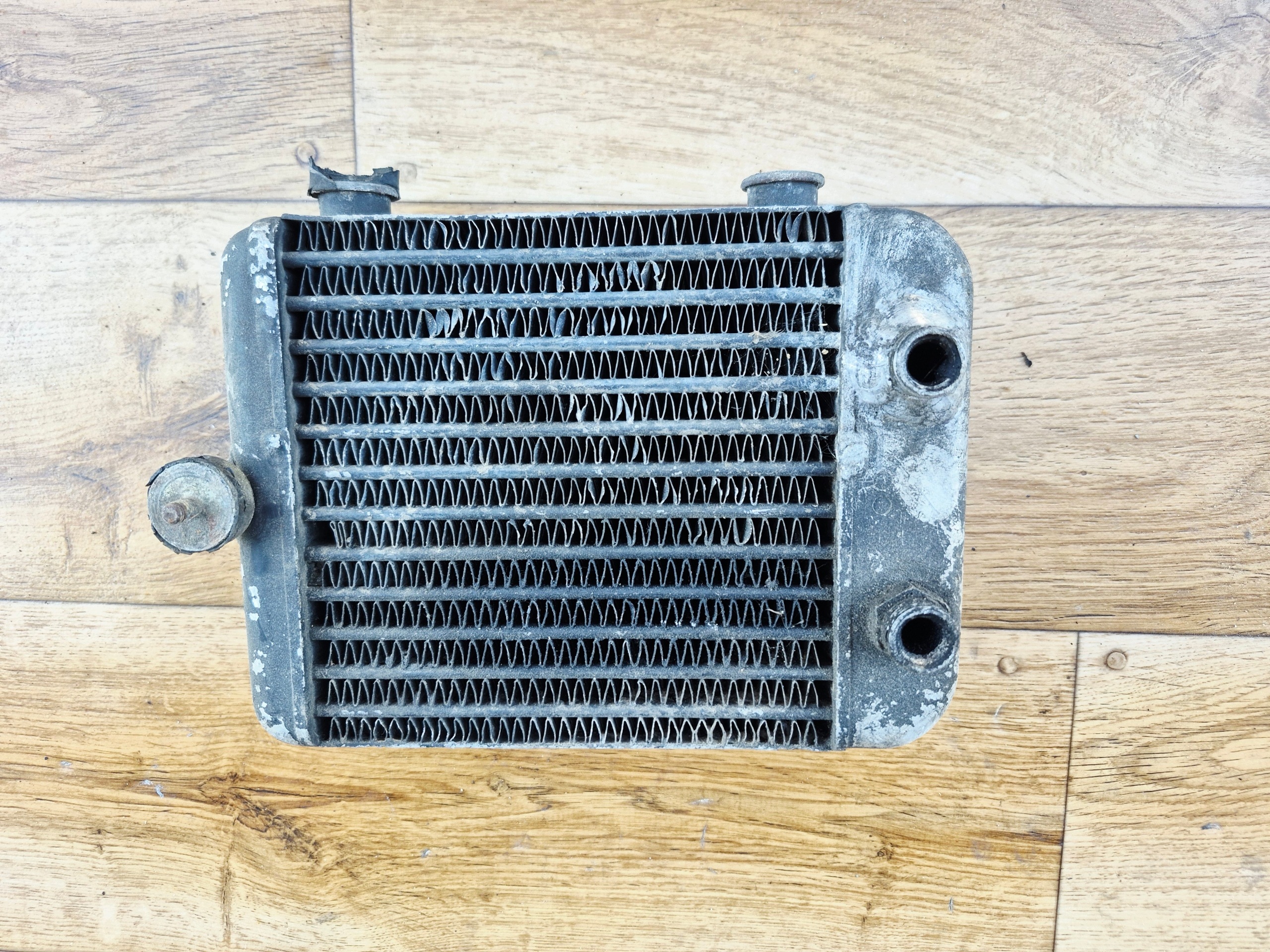 Intercooler Audi B3 80 1.6D OEM akgr3rw image 2