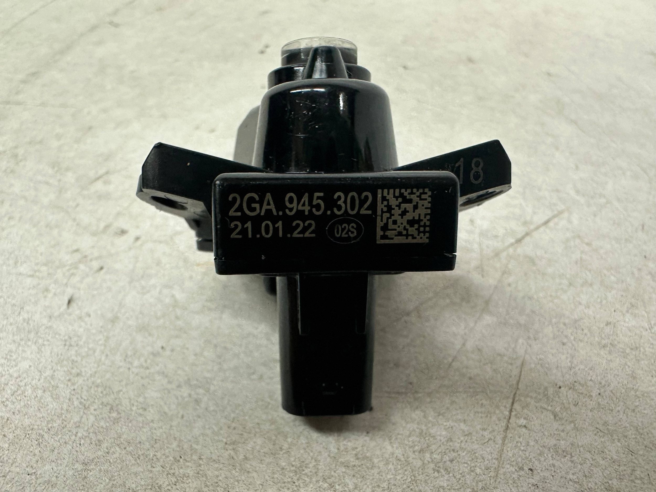 Käytetty oikea peilin valaistus VW T-Roc 2GA945302