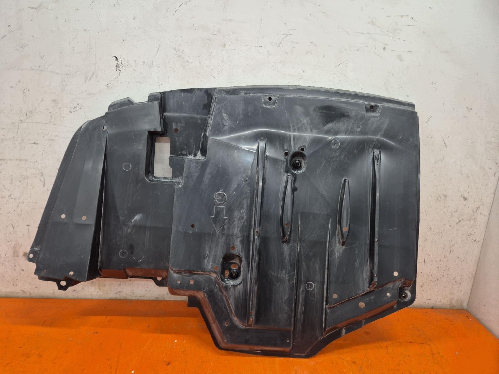 Toyota Auris II Unterbodenschutz 58399-02051 image 2