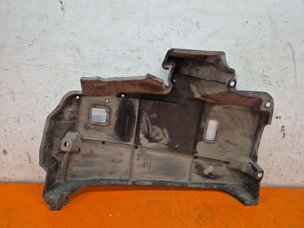 Toyota CH-R I 16-23 Unterbodenschutz 57628-F4010 image 4