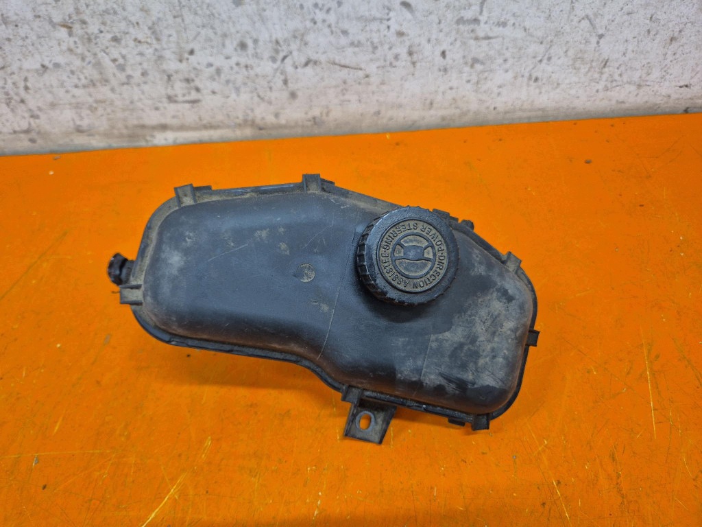 PEUGEOT PARTNER II 08-12 Servolenkungsbehälter 9682883380 image 2