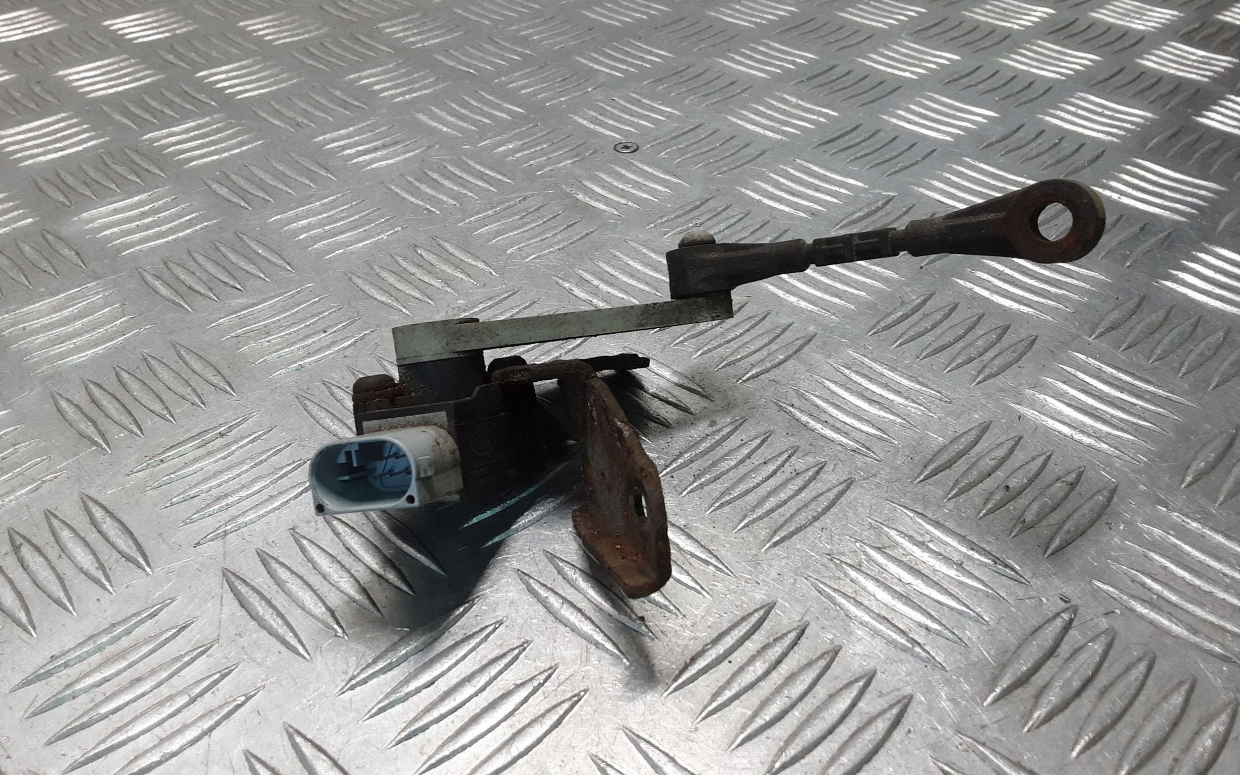 Sensor Suspensão Pneumática Dianteira AH323C097CD image 4