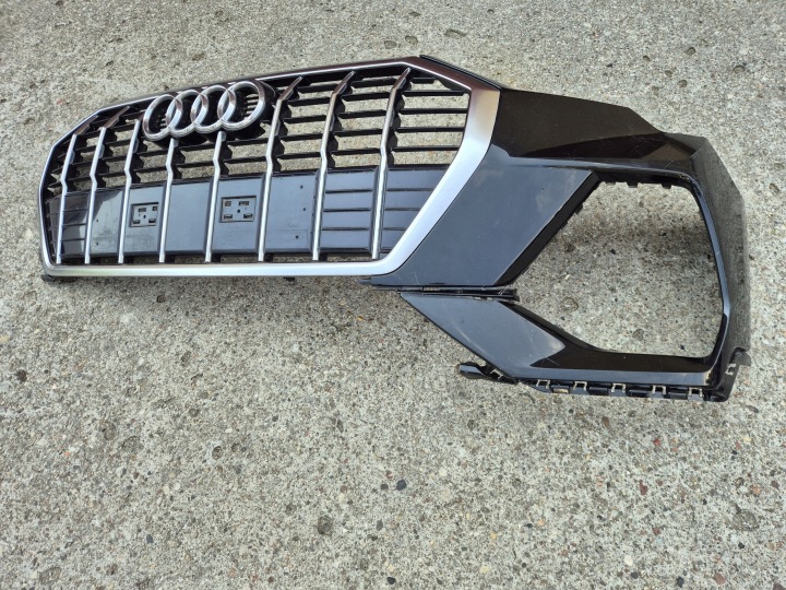 Audi Q3 II S Line 18- front bumper left grille 83A807437D playa77