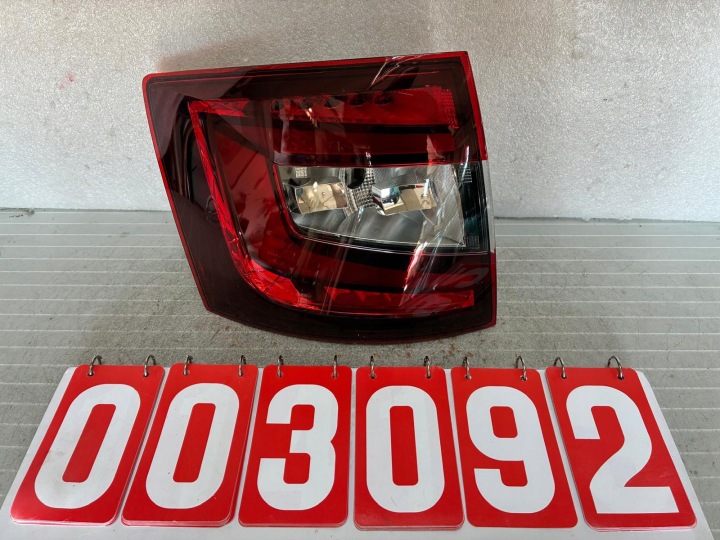 Left rear lamp SKODA OCTAVIA III 3 5E 5E9 estate left rear 5E9945711