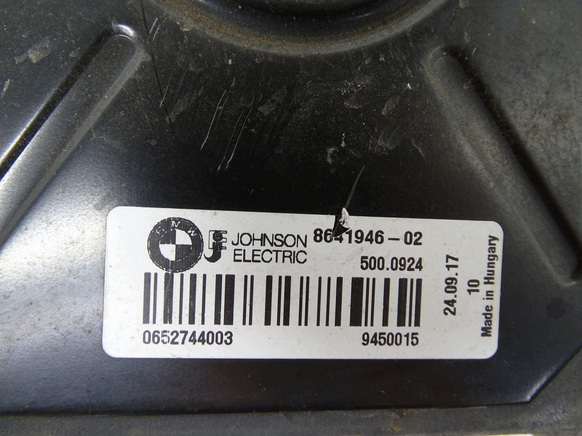 Kühlerlüfter BMW F30 8641946 Gebraucht image 4