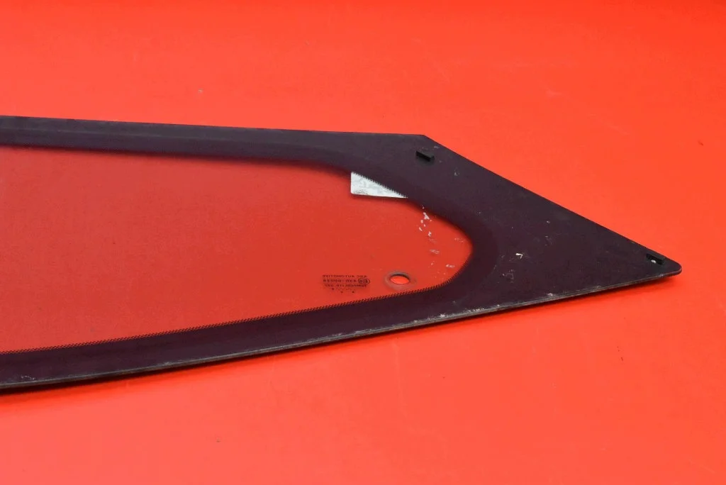 Toyota Aygo II 5D HB Heckscheibe rechts gebraucht image 8