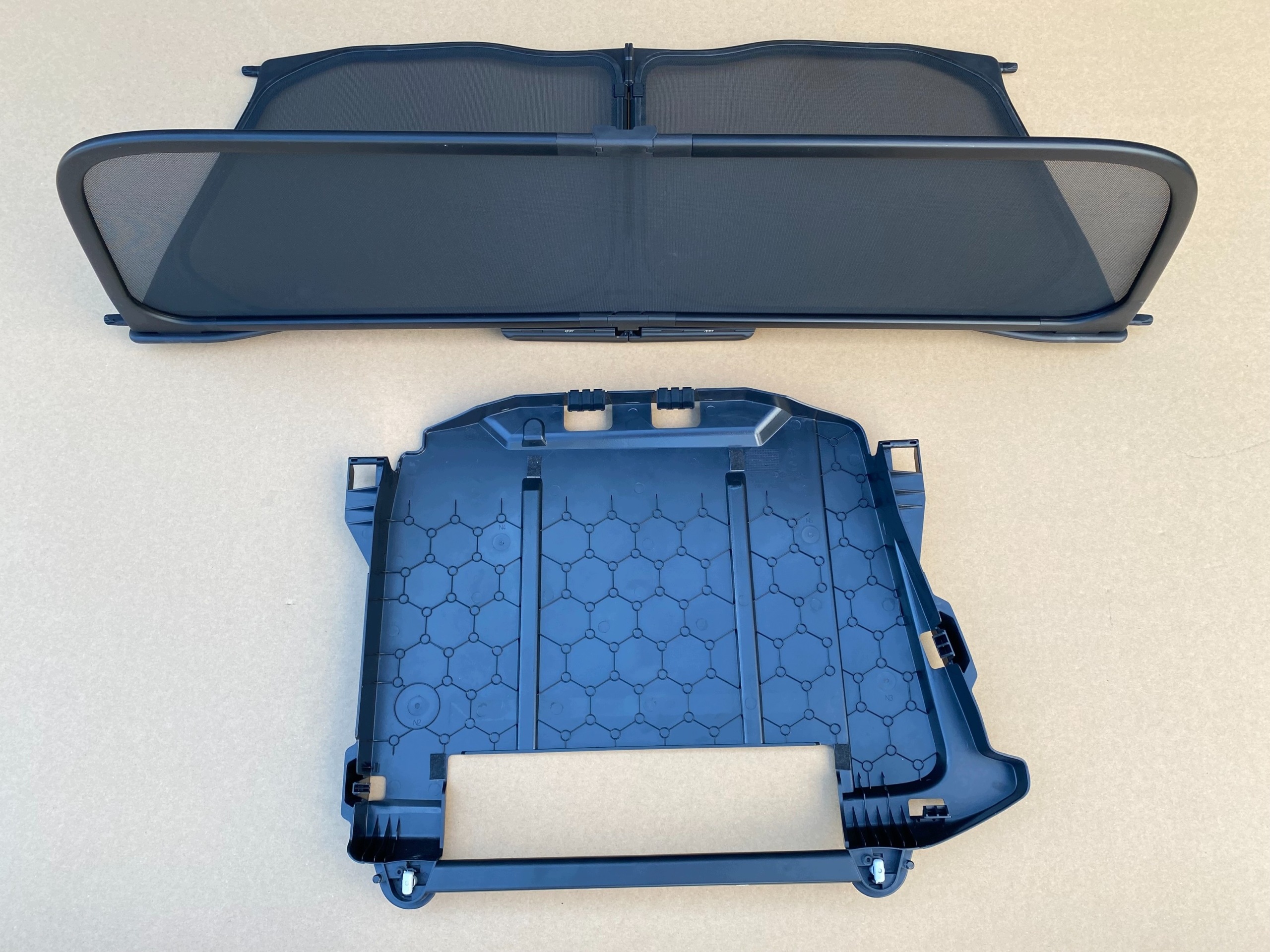 Pare-vent VW Beetle 5C3 Cabriolet image 3